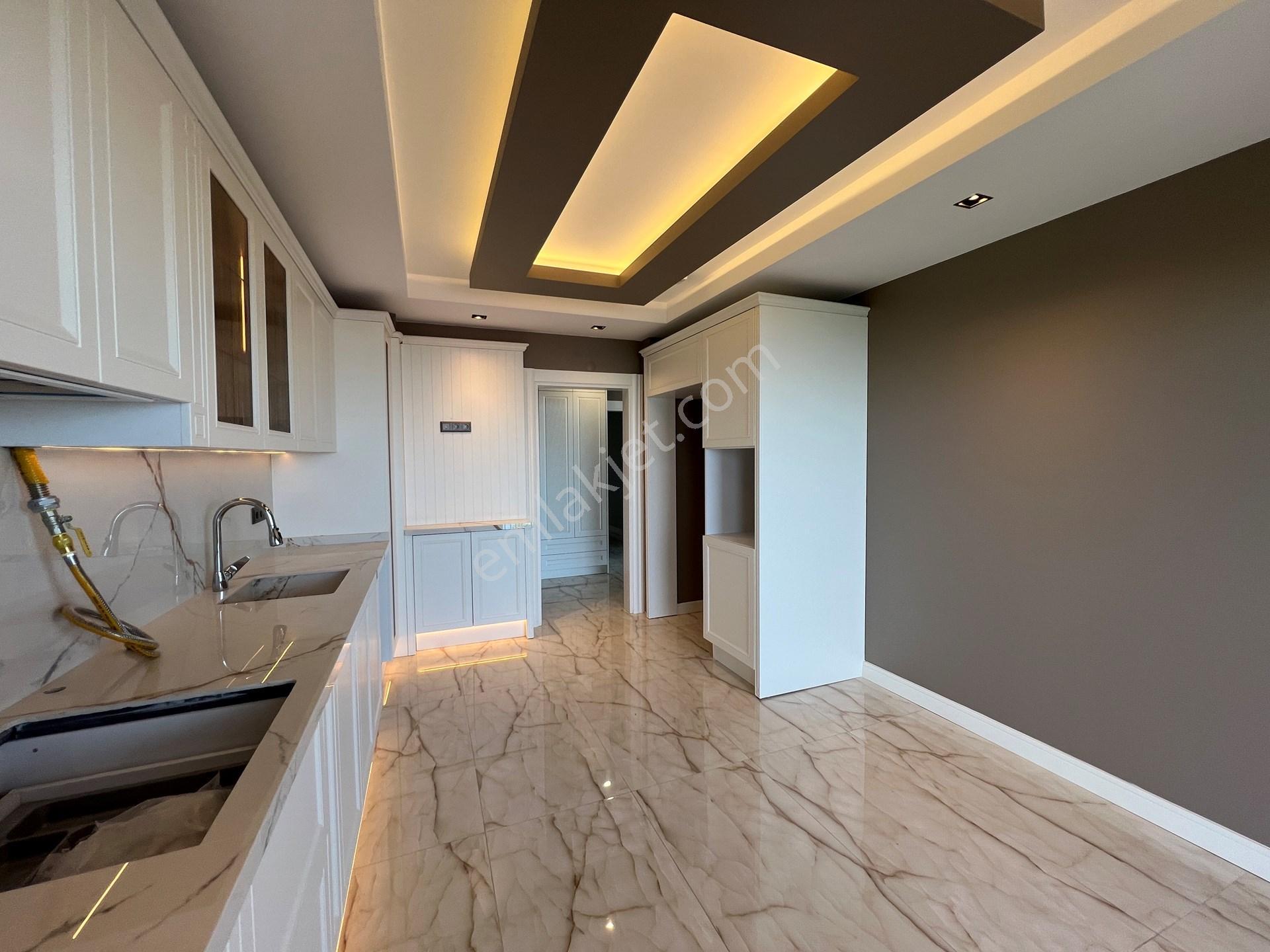 Trabzon Sürmene'de Deniz Manzaralı,site İçi Lüks 4+1 Daire, 230 M² - Görsel 6