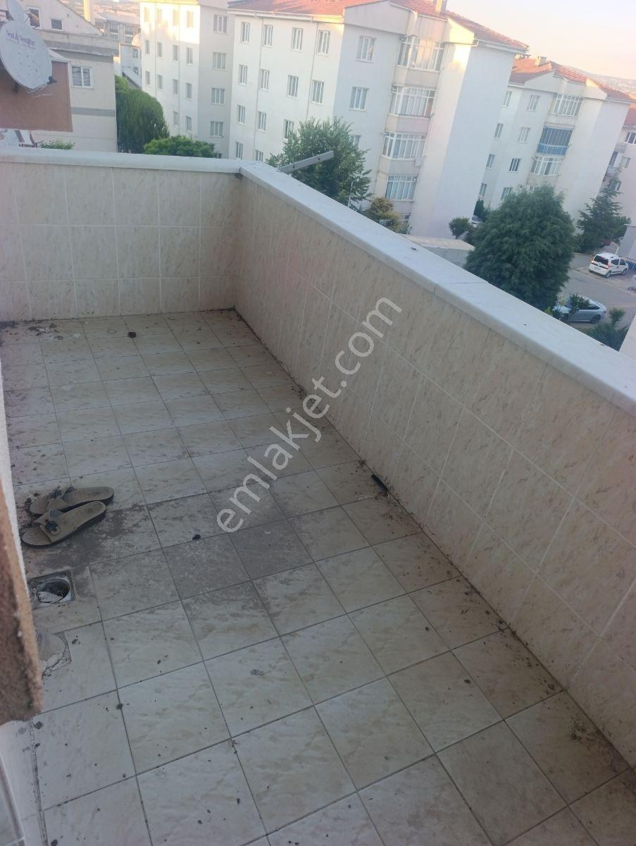 Doğal Yapı Sitesinde 3+1 Kiralık Daire - Görsel 21