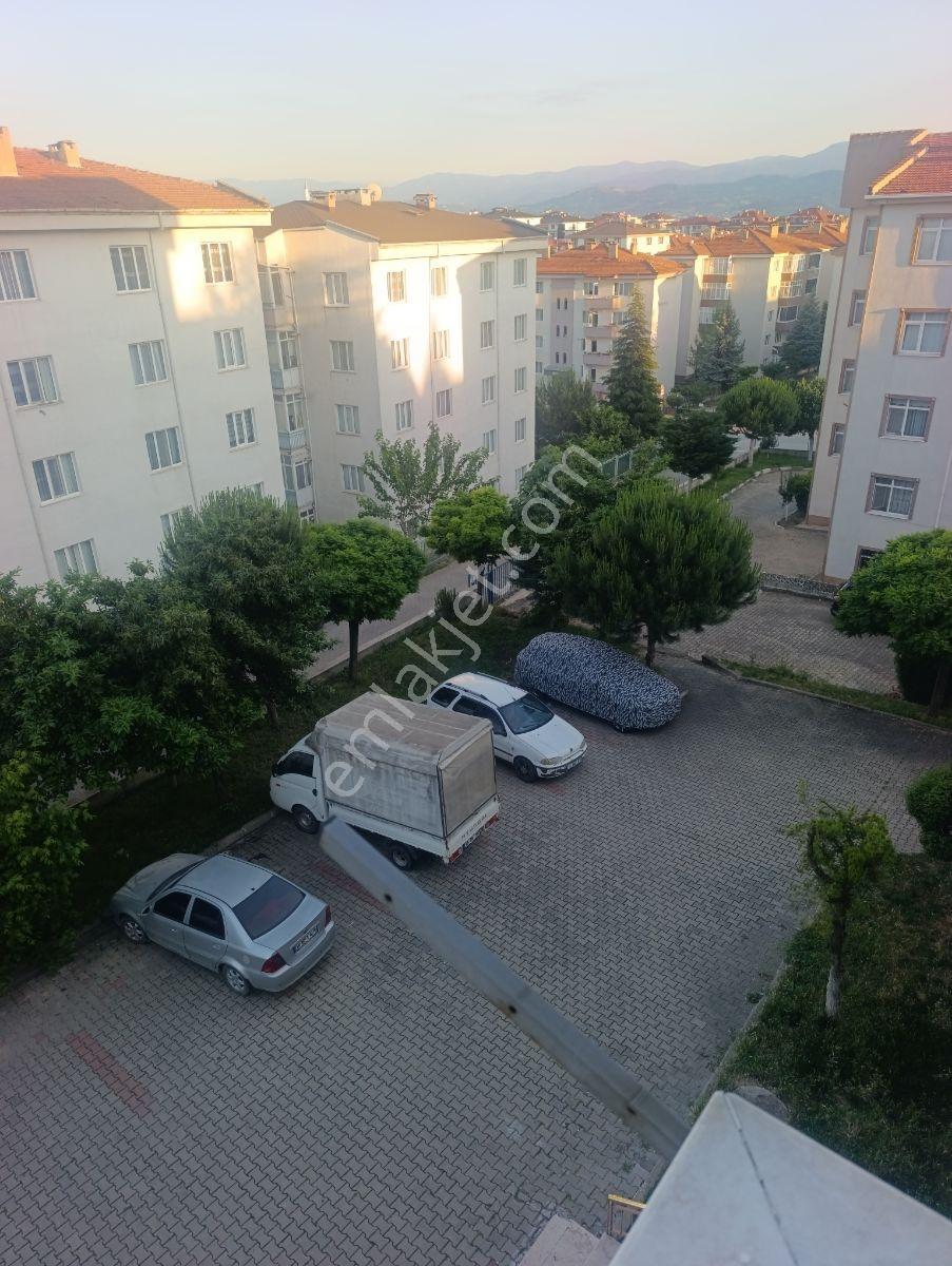 Doğal Yapı Sitesinde 3+1 Kiralık Daire - Görsel 12