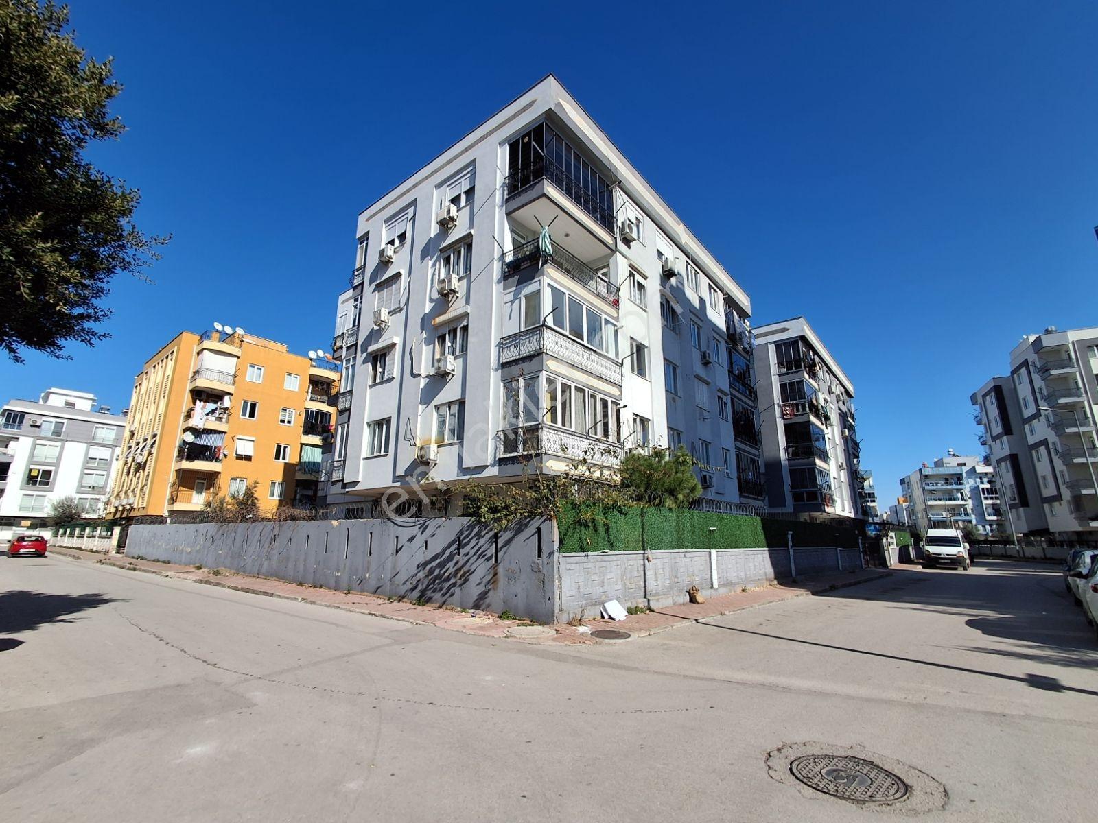 ️fırsatı Kaçırma 3+1 Daire 3 Bloklu Site İçerisinde 145 M² - Görsel 14