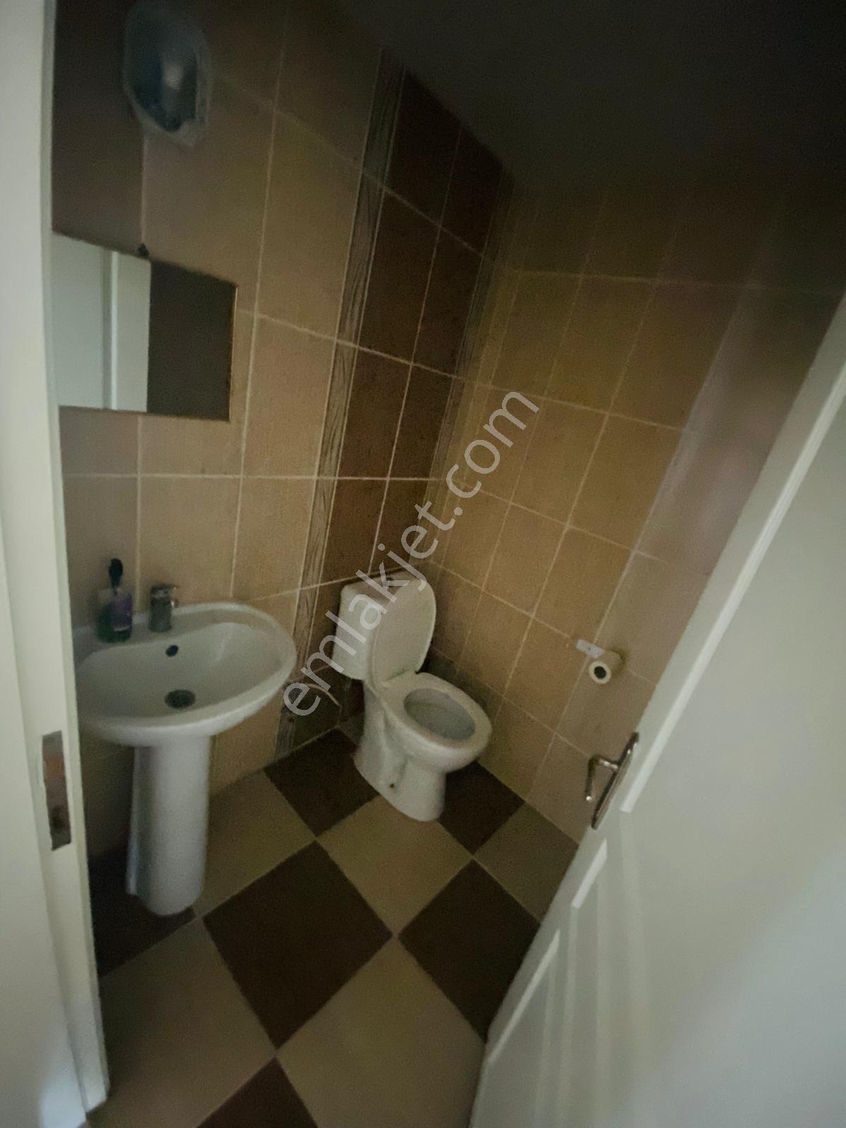 Eymen Emlaktan Kuşadası Ege Mh. Eşyalı Kiralık 3+1 Daire 🏡 - Görsel 14