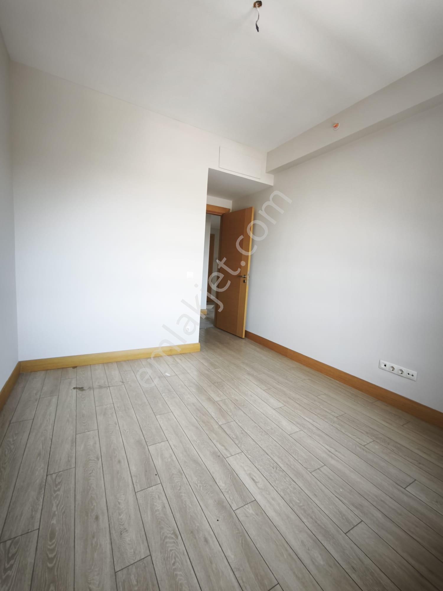 Nurolpark Güneşli Kapalı Mutfak Satılık 2+1 Daire - Boş - Görsel 17