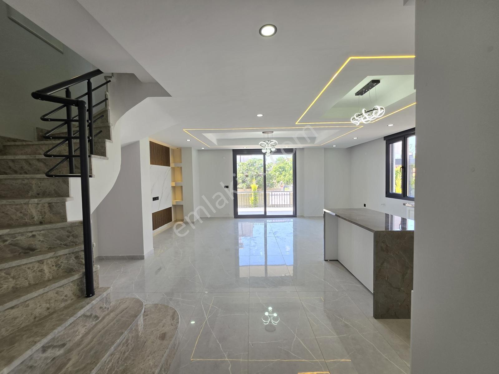 Altınova Sahilde Plaja Yürüme Mesafesinde Premium Satılık Villa - Görsel 26