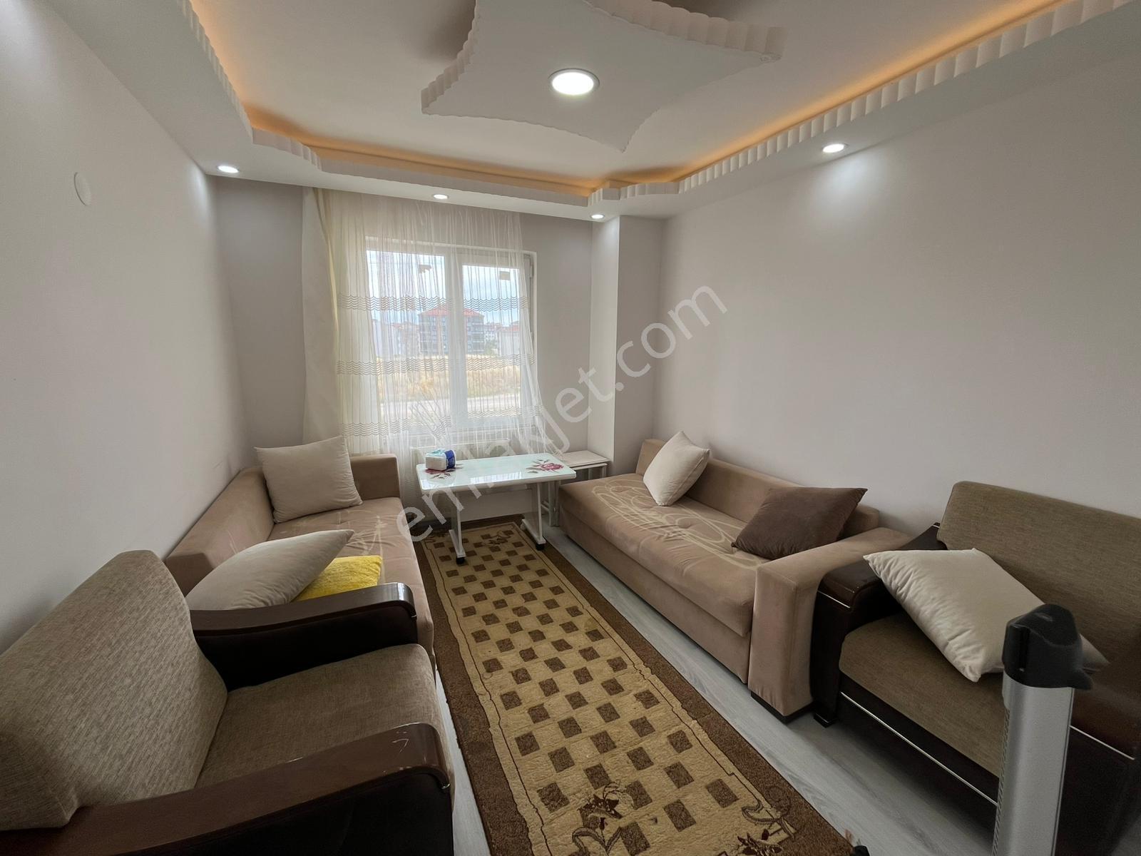 Yıldız Caddesine Cephe 2+1 Ön Cephe İskanlı Eşyalı Şekilde Sat. - Görsel 21