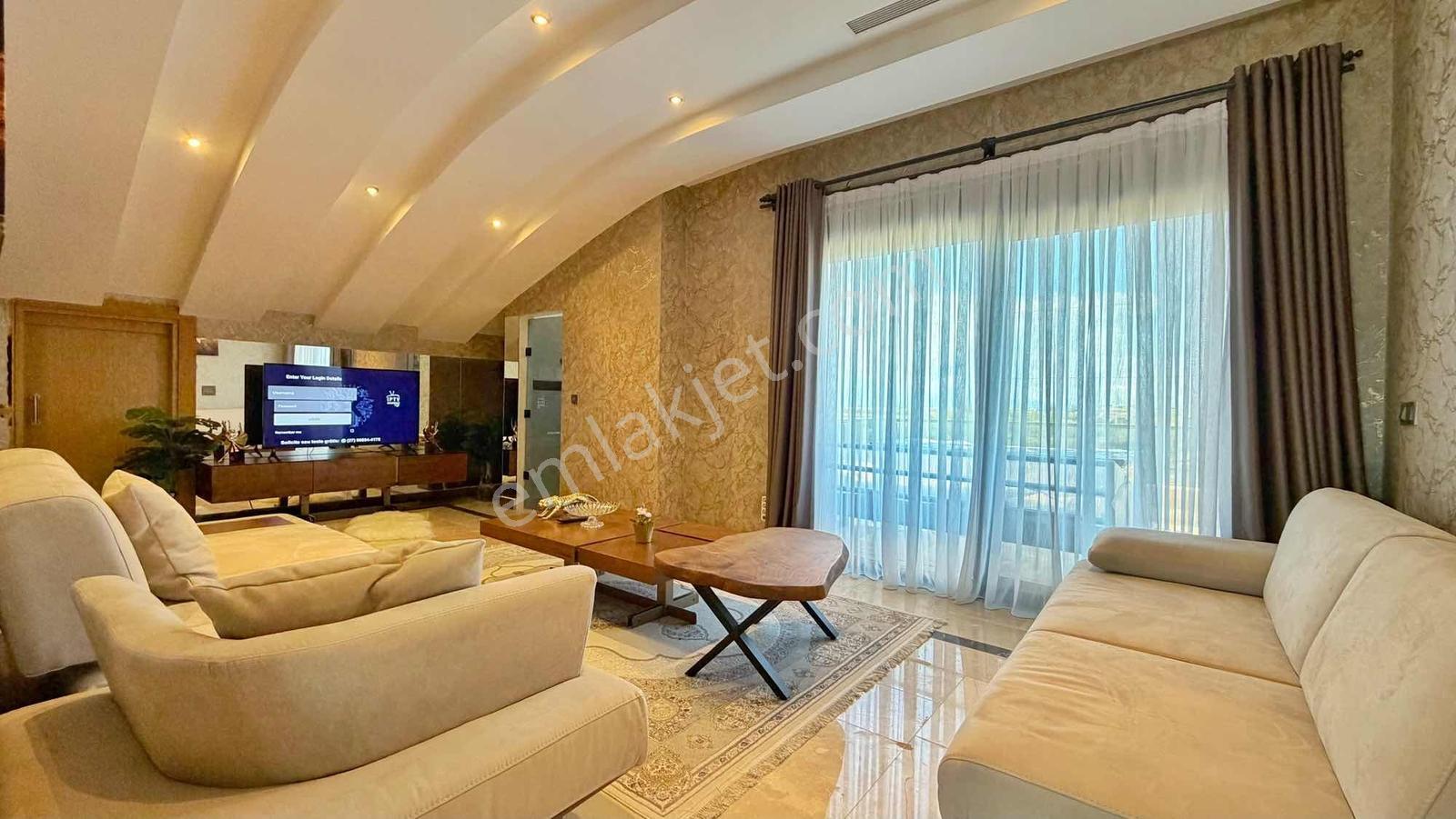 1162 M² Arsa | 550 M² 7+2 Loft Mimari | Isıtmalı Havuzlu Villa - Görsel 17