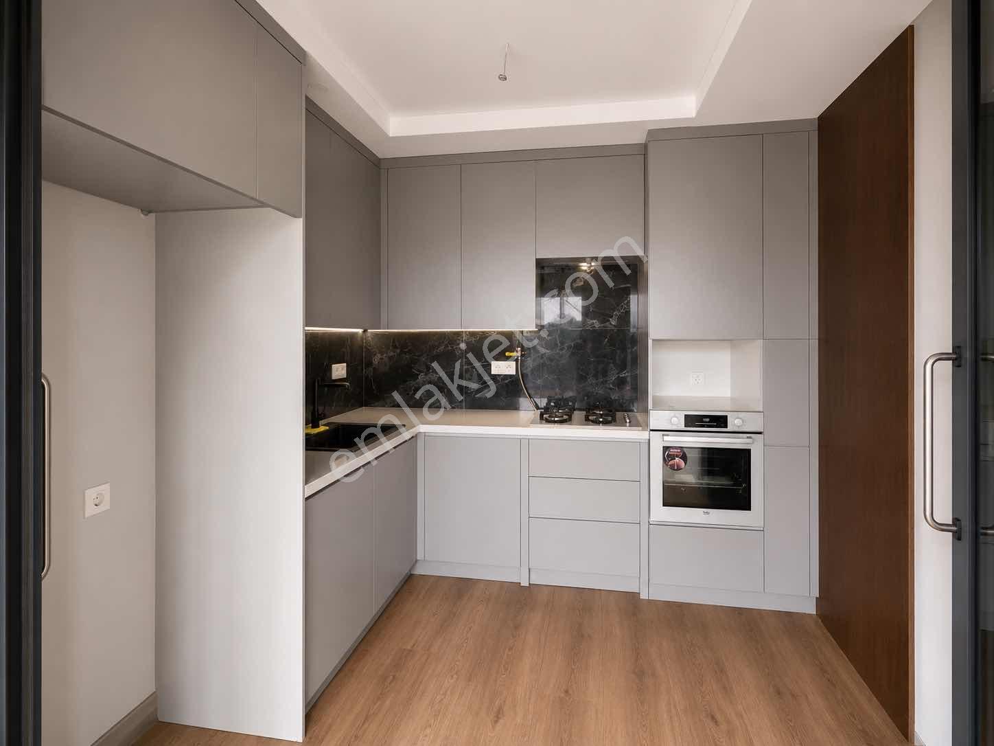 Deniz Manzaralı İçi Yapılı 1+1 Kiralık Daire - Görsel 13