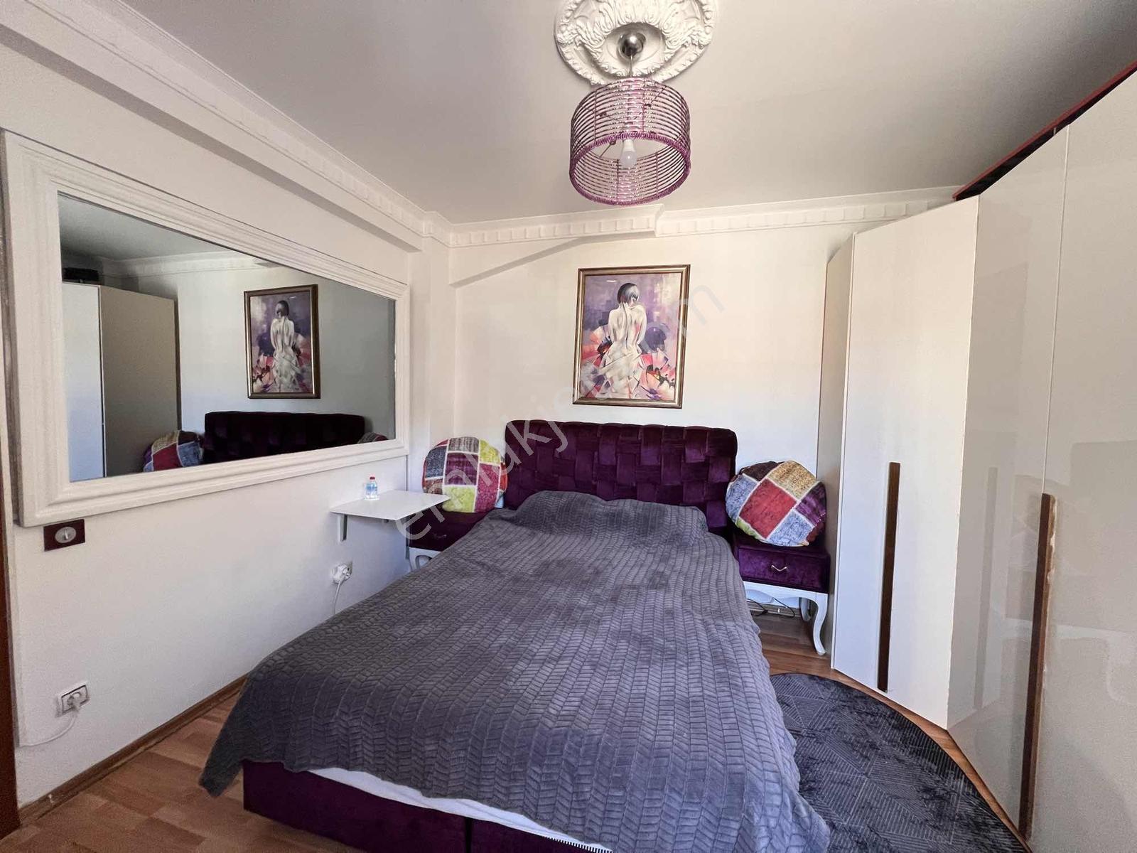 Camiavlu Palmiye Sitesi'nde Şık Eşyalı Kiralık 3+1 Daire - Görsel 13