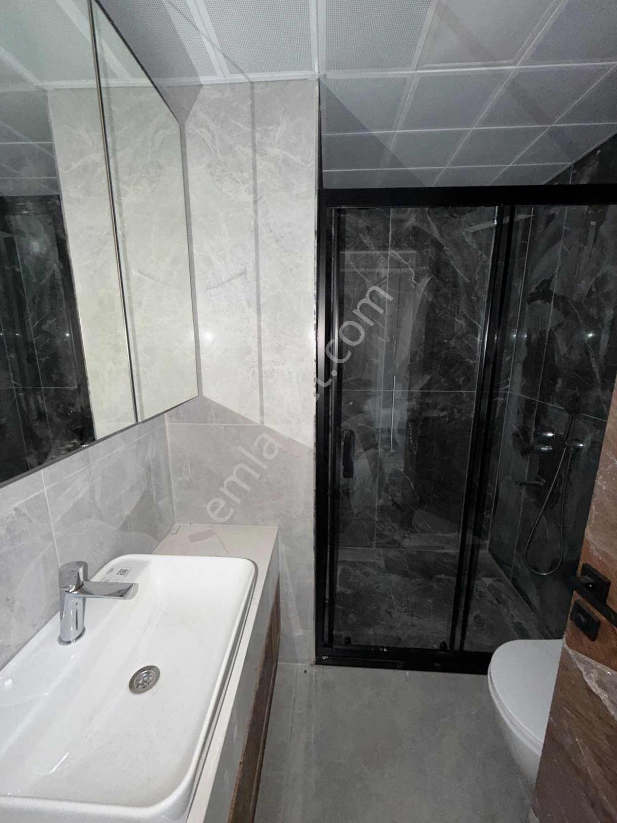 Polat Lıve'dan Norm Bulvar Da Oturuma Hazır Kiralık 1+1 Daire - Görsel 8