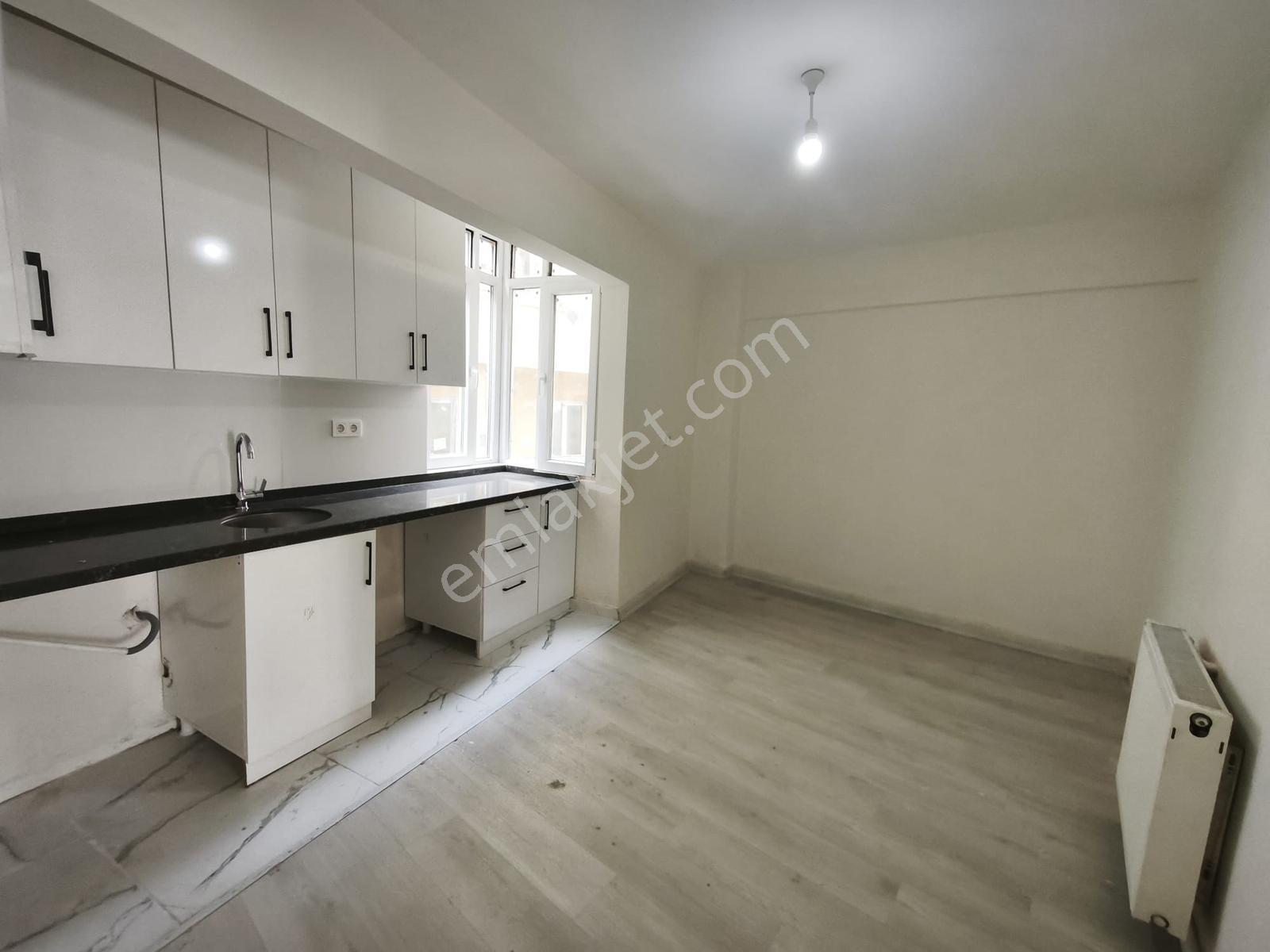 Kadıköy Merkezi Konumda Kiralık 1+1 Daire - Görsel 10