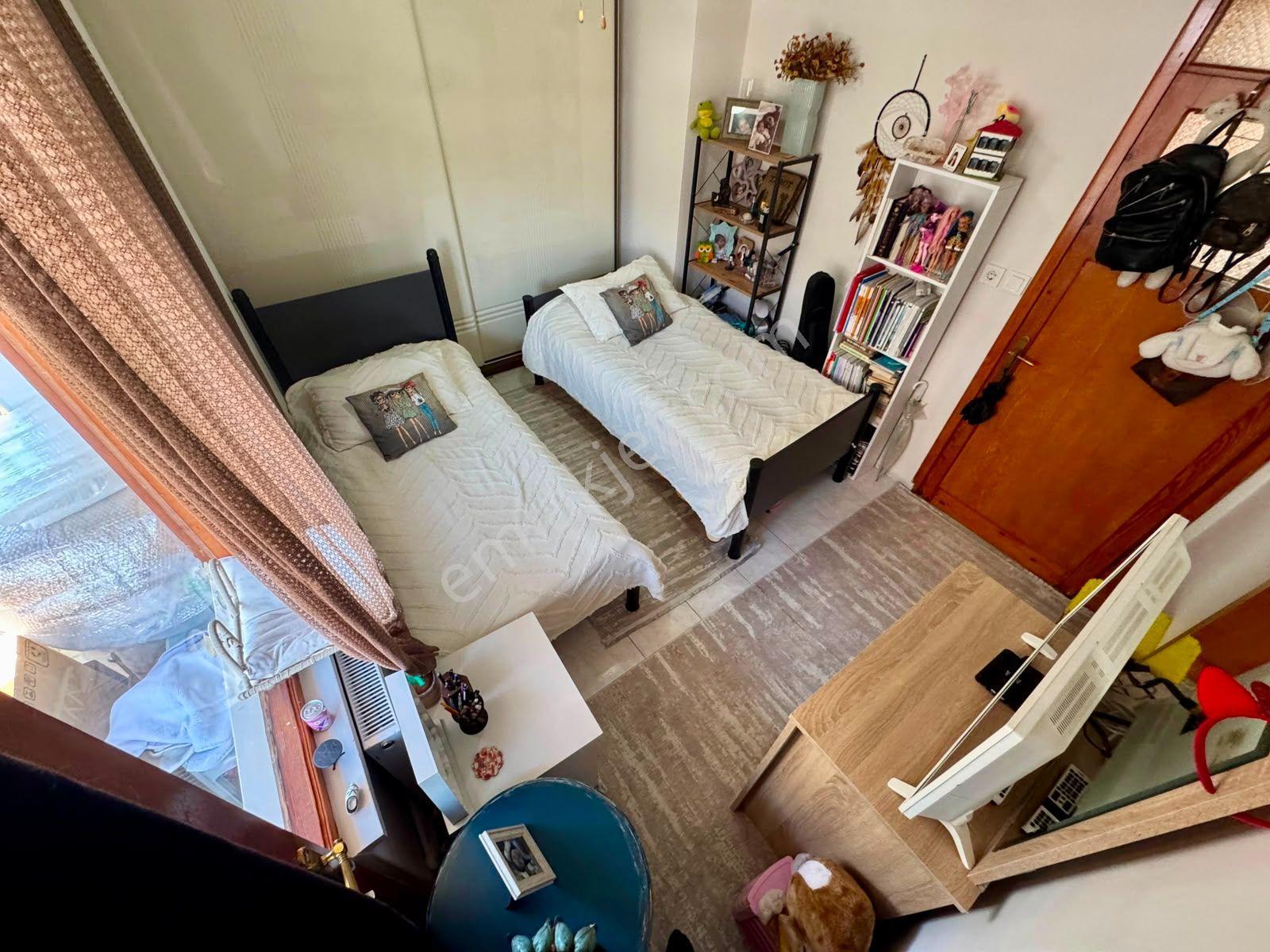 🏡 Referans'tan Akçay Merkez'de Ayrı Mutfak Ön Cephe 2+1 Daire - Görsel 6