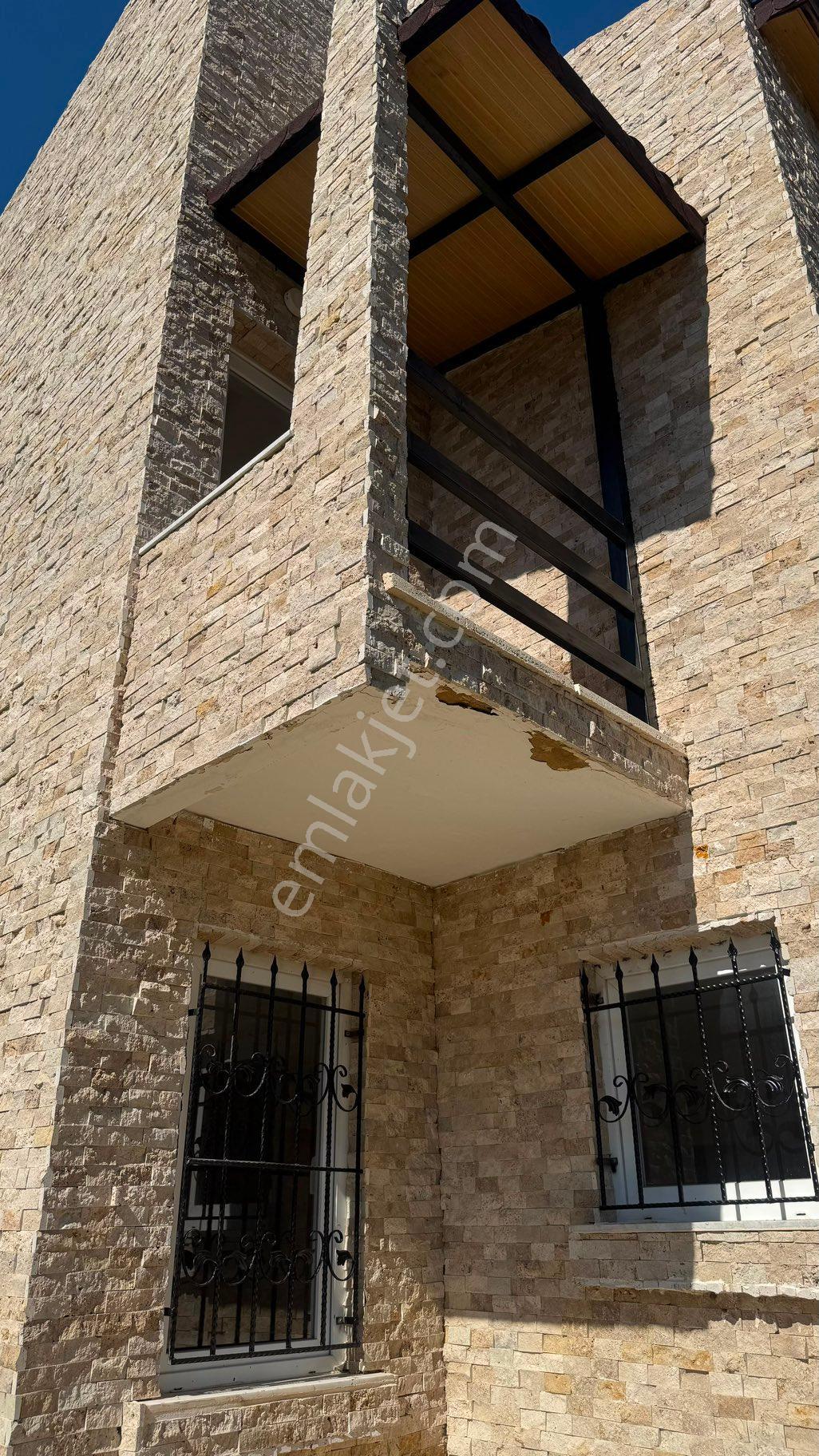 ✨ Davutlar’da Denize 150 Metre Geniş Bahçeli 3+1 Müstakil Villa - Görsel 33