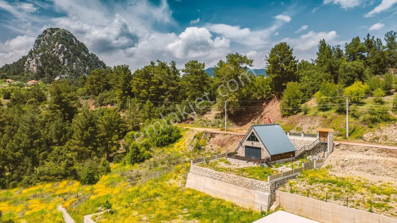 Kemer Yaylası'nda Deniz Manzaralı, Emsalsiz Taş Villa