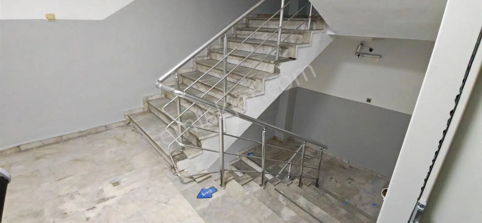 Fethiye Cad. Cephe Satılık Büro Ofis - Görsel 5