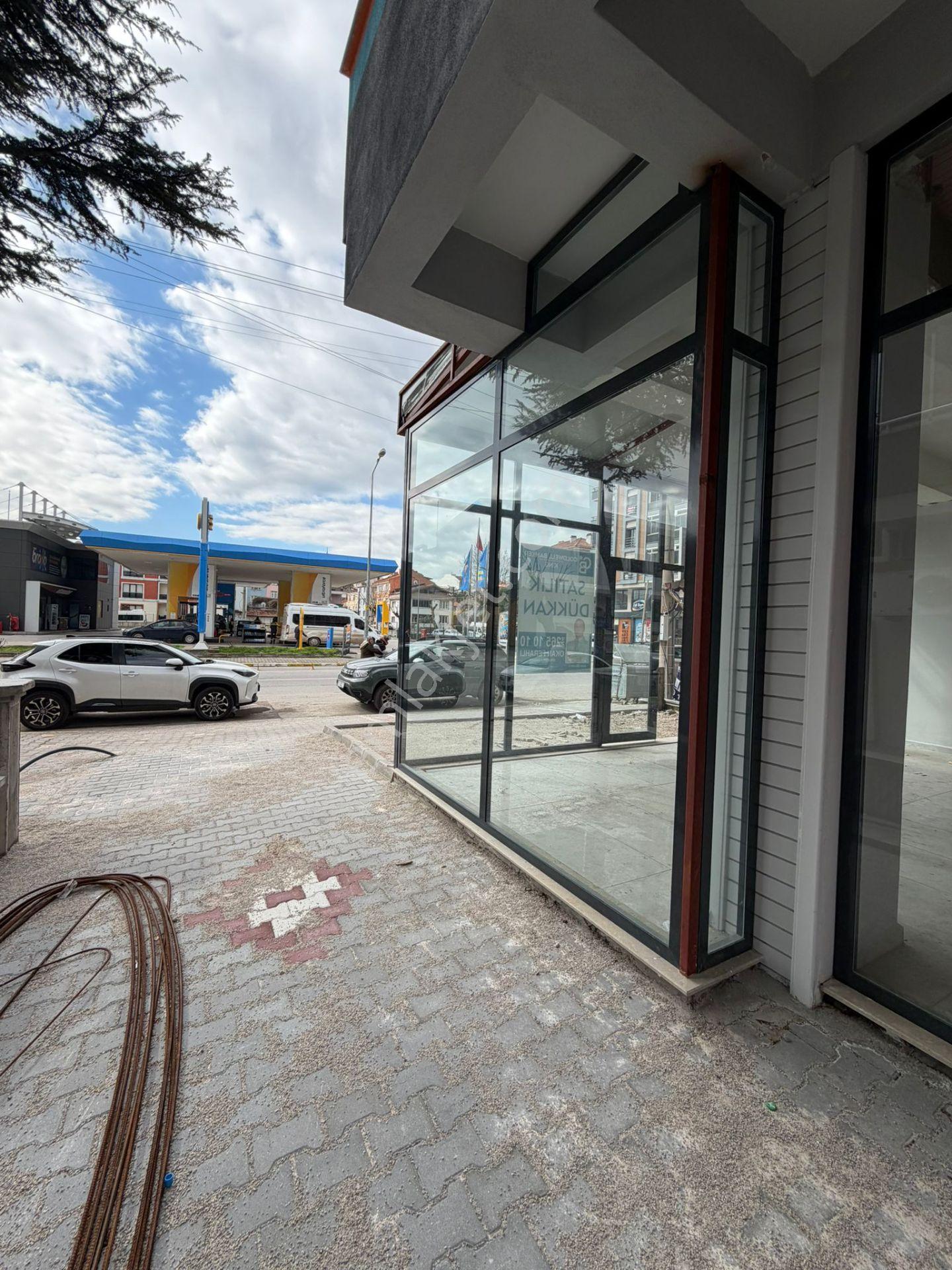 Cb King'den 1.gündoğan Mah.cengiz Topel Caddesi Kiralık Dükkan - Görsel 2