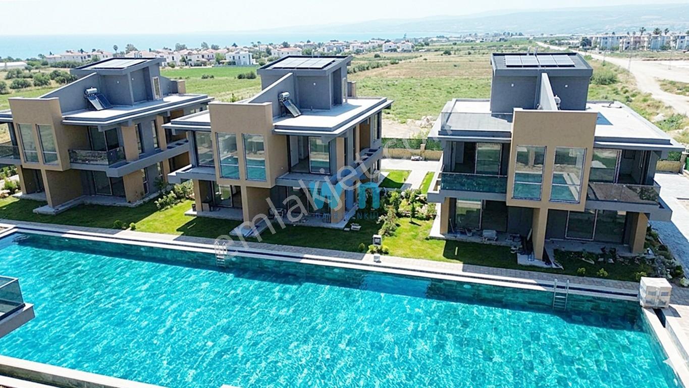 Win'den Silifke'de Lüks Teraslı Site İçinde Satılık 2+1 Villa - Görsel 24