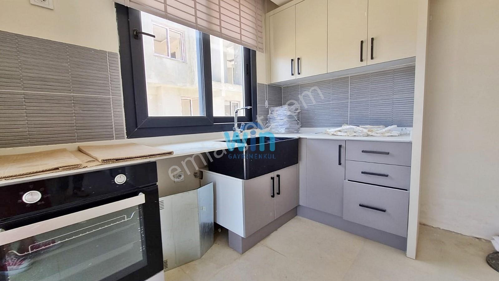 Win'den Silifke'de Lüks Teraslı Site İçinde Satılık 2+1 Villa - Görsel 25