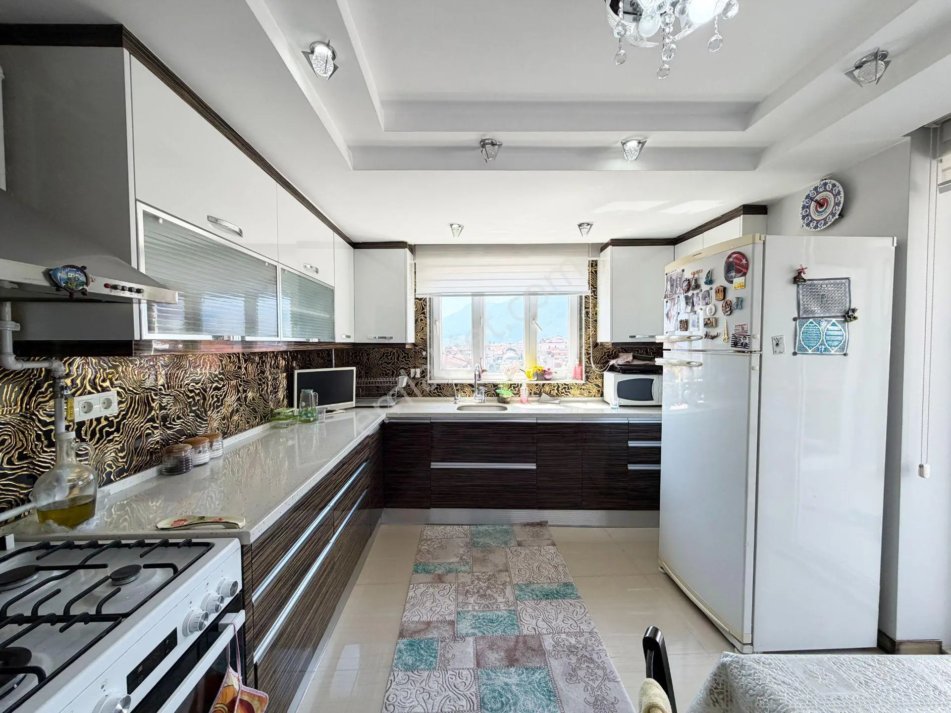 Kuşpınar'da Lüks Eşyalı 3+1 Arakat Kiralık Konsept Daire - Görsel 5