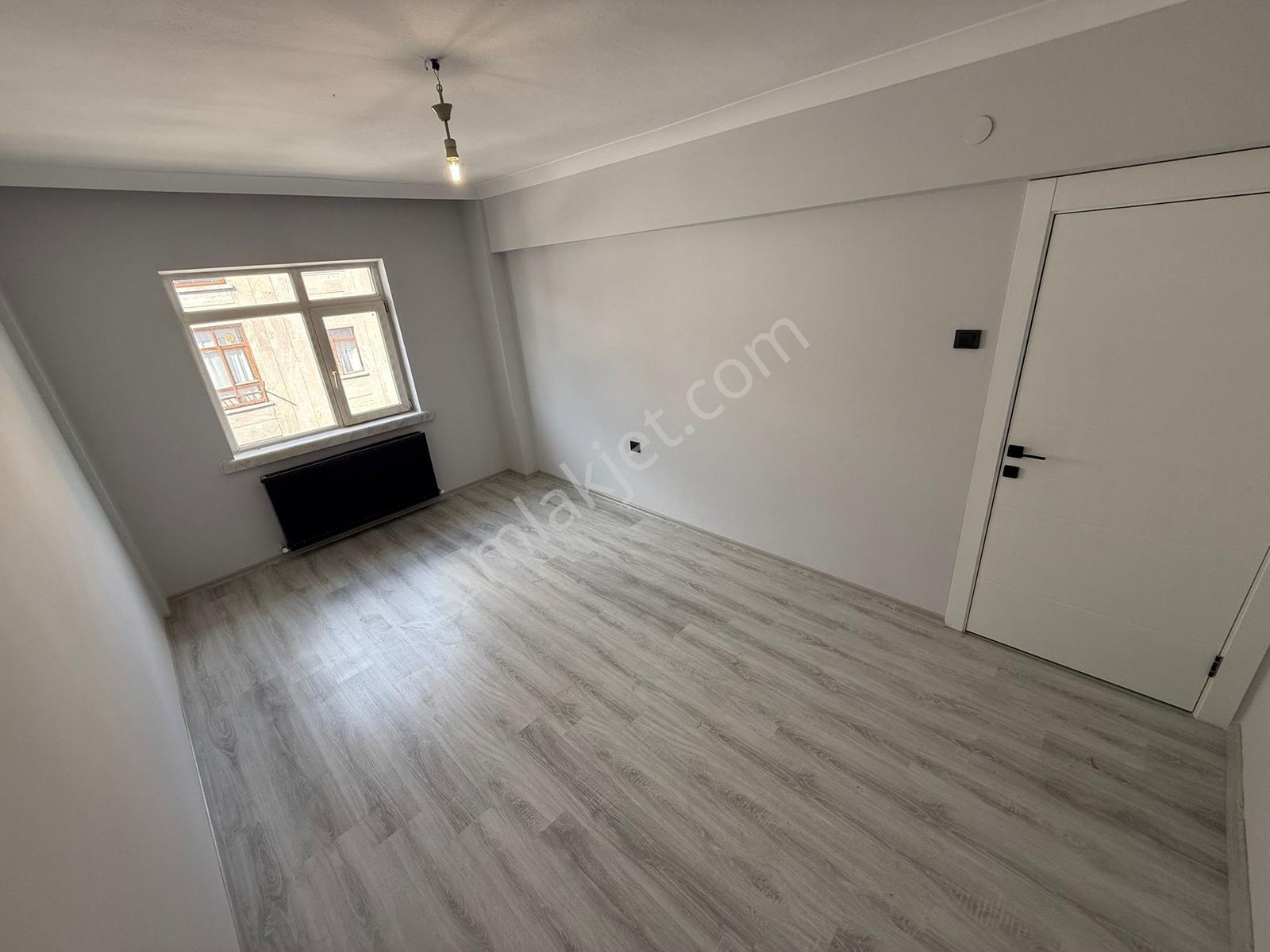 Osmanlı İş Merkezi Yakını 3+1 140m2 Lüx Yapılı Kiralık Daire...! - Görsel 27