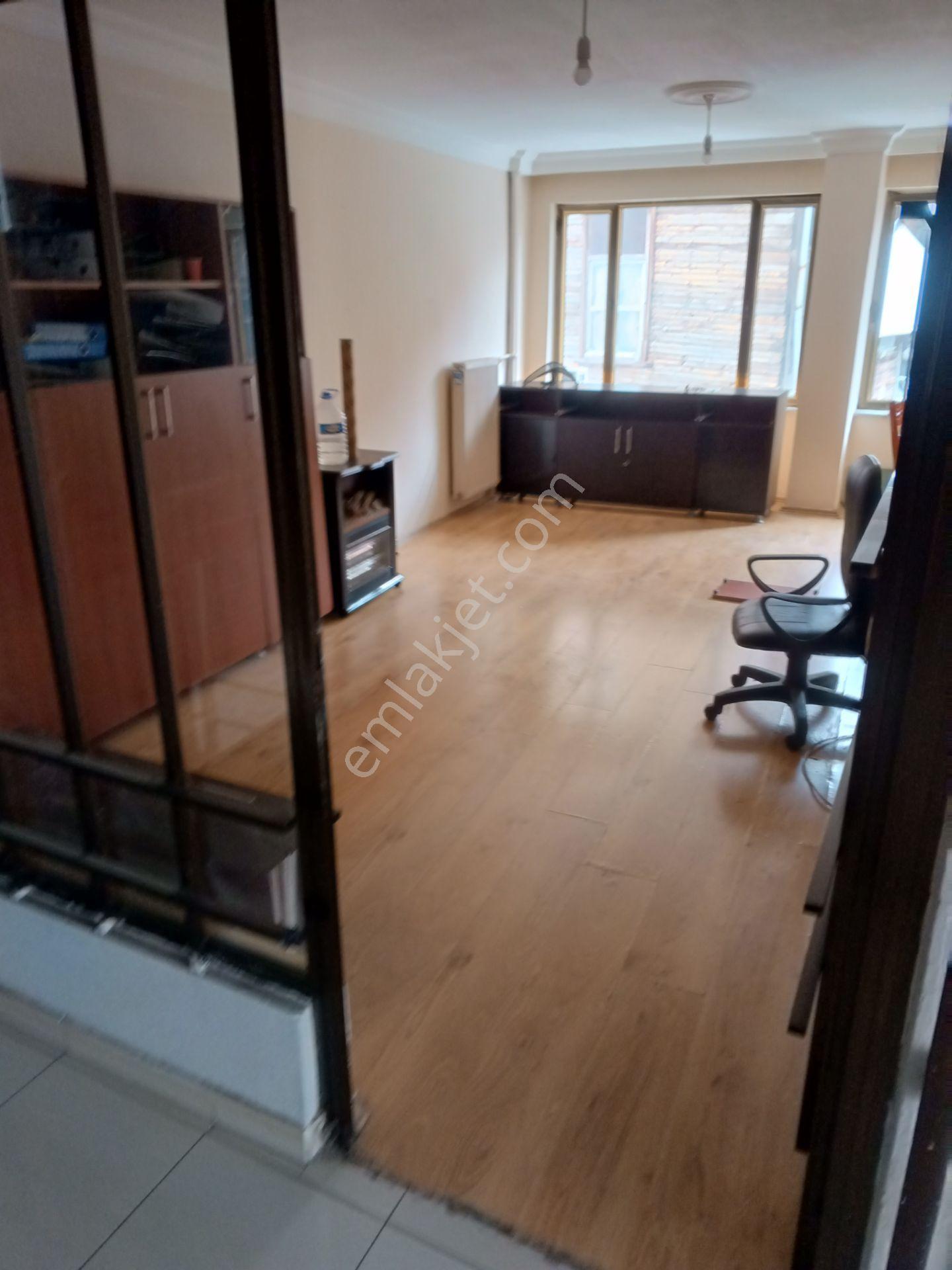 Asansörlü Ofis