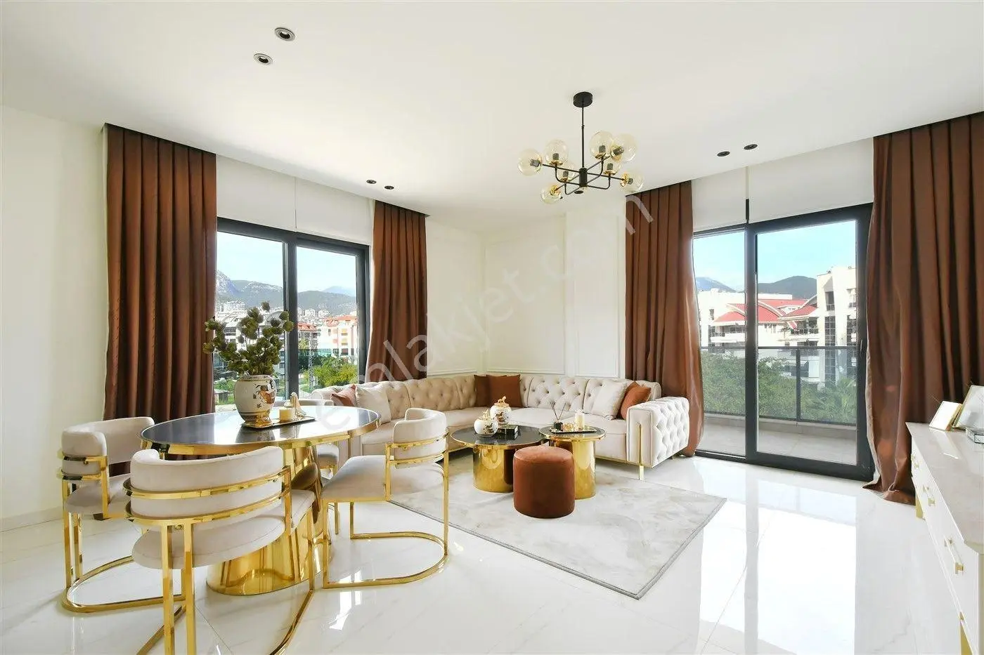 Alanya Oba’da Seçkin Bir Kompleks İçinde, Full Eşyalı Şık 2+1 Satılık Daire - Görsel 3