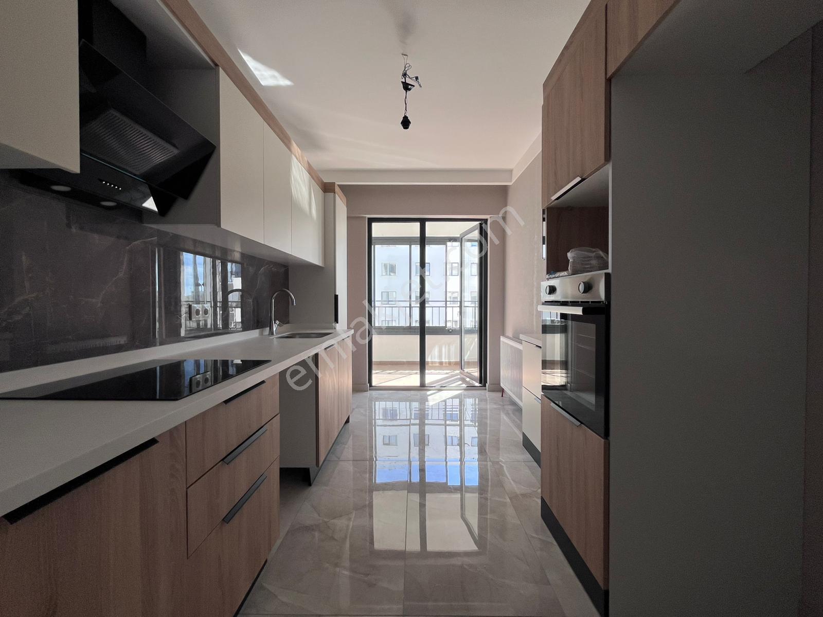 Ankara Kazanç'tan Ultra Lüks Saraycığın Gözdesi Asm 500 Evlerde Kiralık 2+1 Daire - Görsel 9