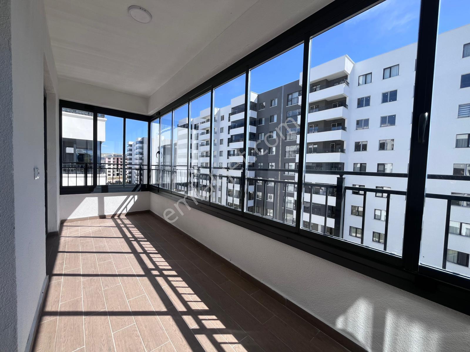 Ankara Kazanç'tan Ultra Lüks Saraycığın Gözdesi Asm 500 Evlerde Kiralık 2+1 Daire - Görsel 12