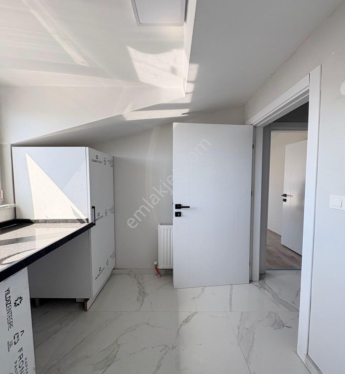 Müslüm Emlaktan Merkezde 4+2 Kapalı Otoparklı Sıfır Dublex - Görsel 26