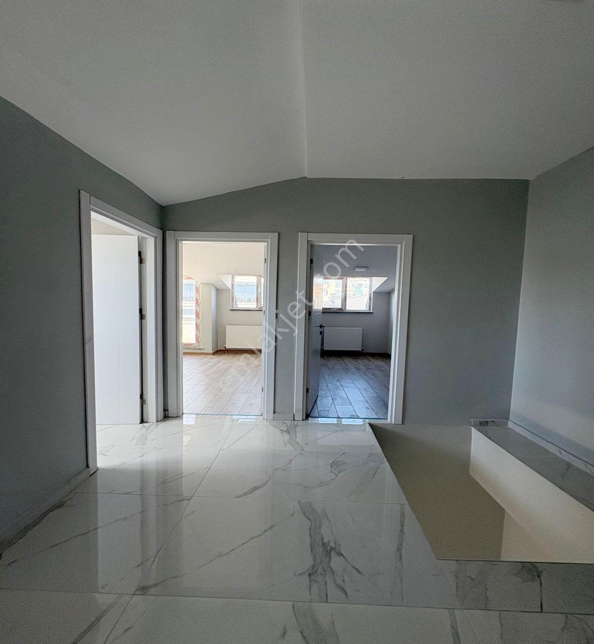 Müslüm Emlaktan Merkezde 4+2 Kapalı Otoparklı Sıfır Dublex - Görsel 24