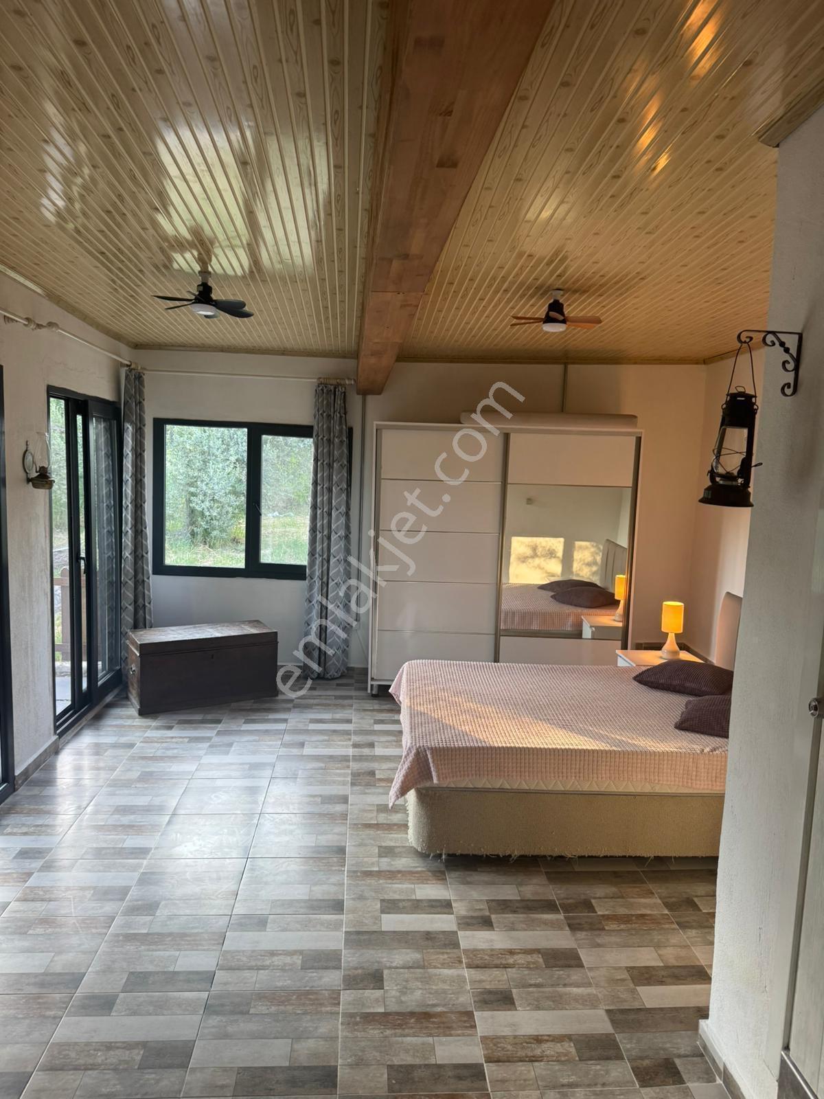 Karaburun İnecik Mahallesinde Kiralık 1+1 Full Eşyalı Daire - Görsel 21
