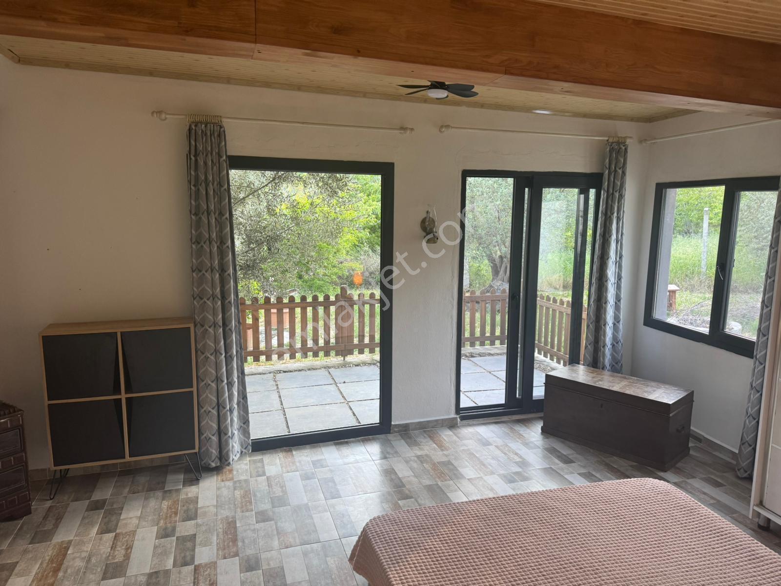 Karaburun İnecik Mahallesinde Kiralık 1+1 Full Eşyalı Daire - Görsel 7