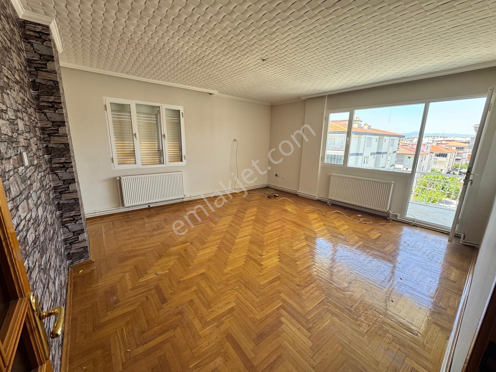 Hürriyet Mah. Geniş 3+1 Kiralık Doğalgazlı Daire - Görsel 8