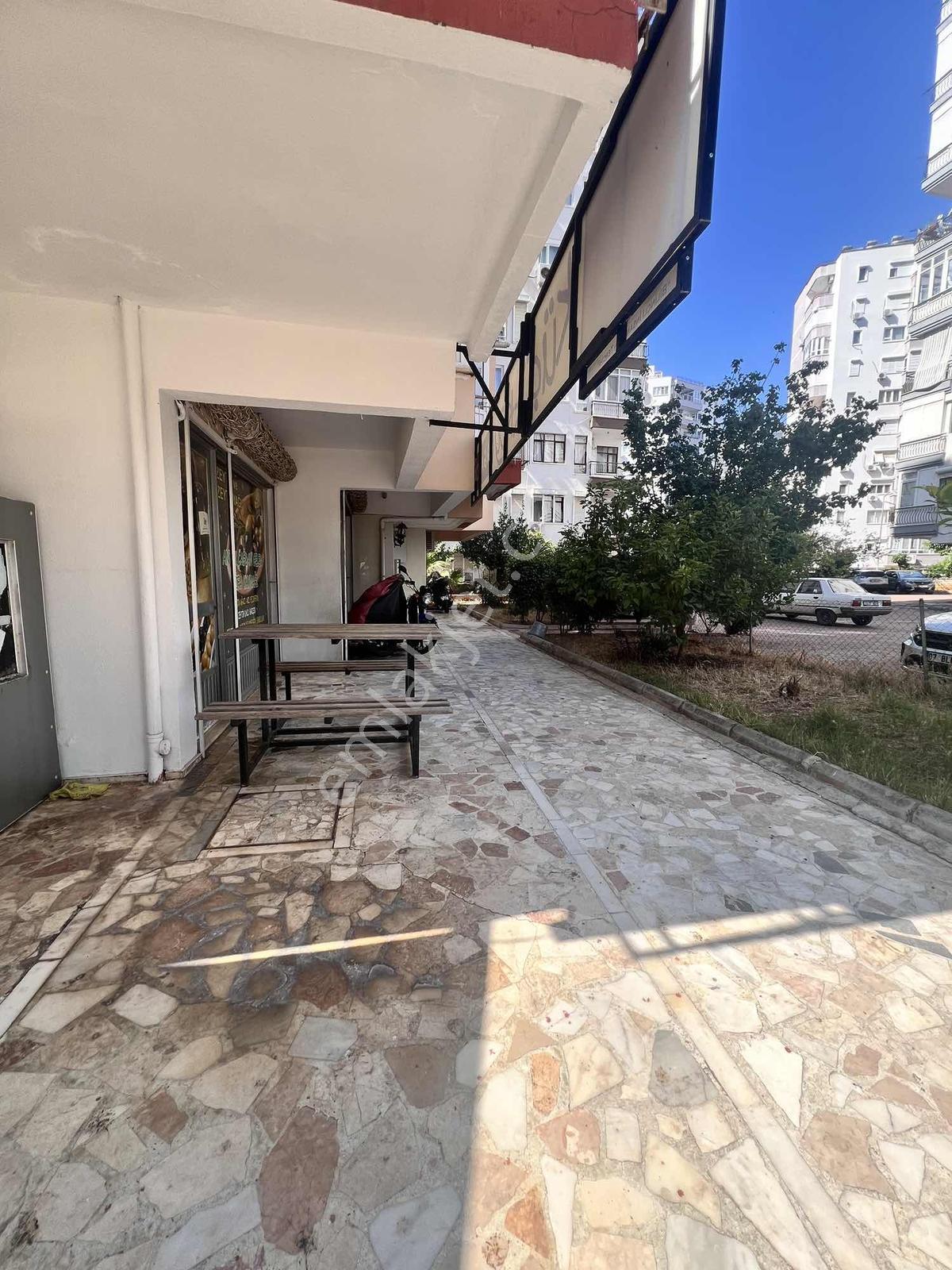 Uncalı'da Merkezi Konumda Geniş Ve Boş Dükkan - Görsel 3