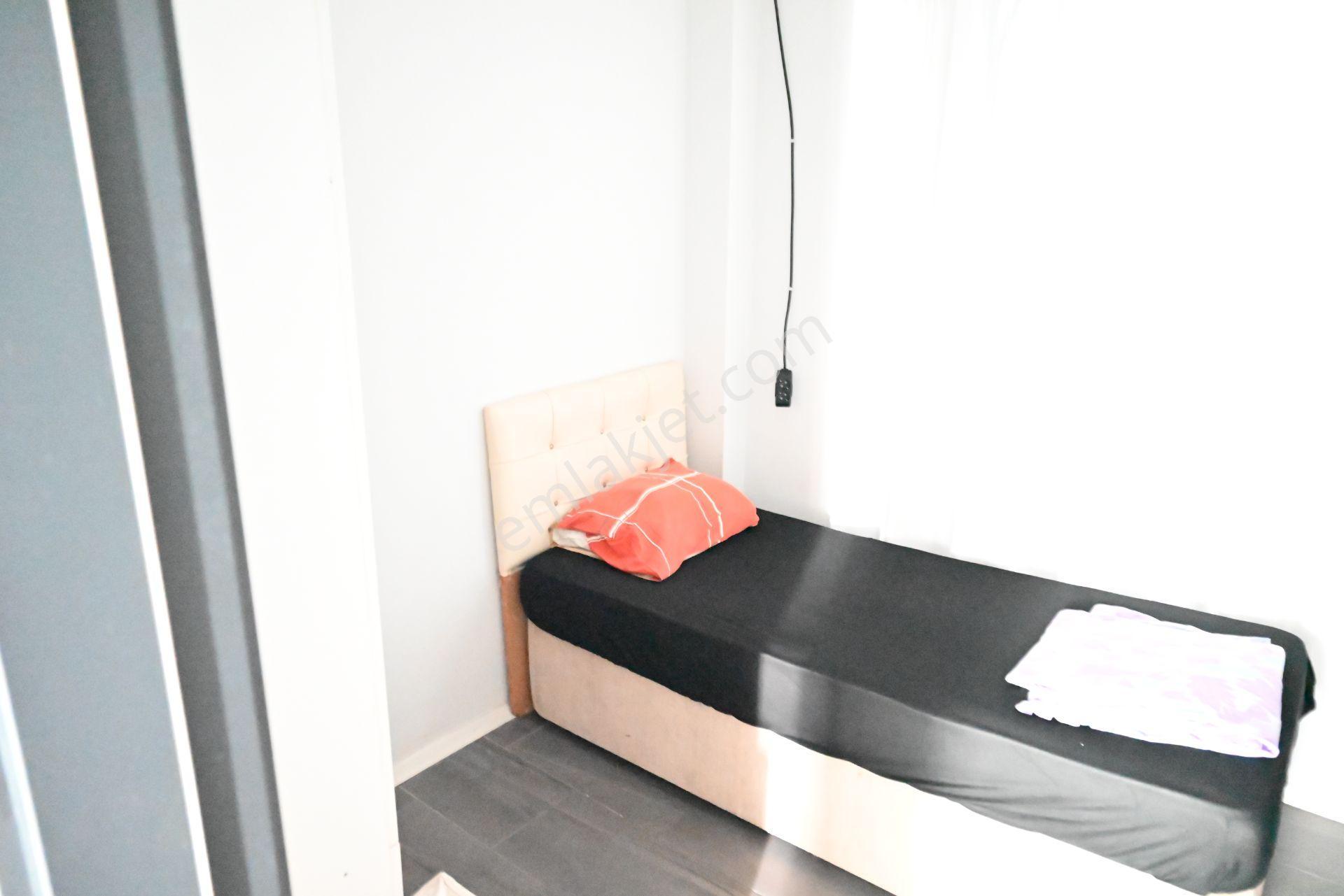 Üstünkent'ten Çiftlikköy'de Üniversite Yanı Eşyalı Kiralık 2+1 - Görsel 21