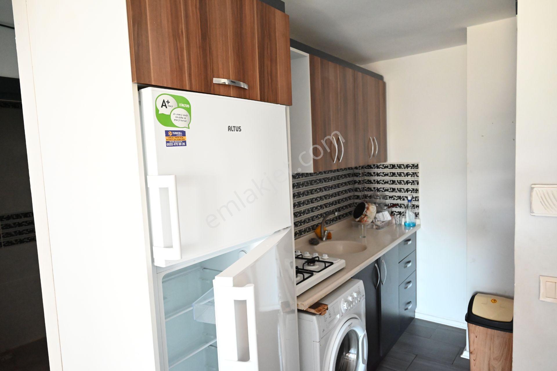 Üstünkent'ten Çiftlikköy'de Üniversite Yanı Eşyalı Kiralık 2+1 - Görsel 3