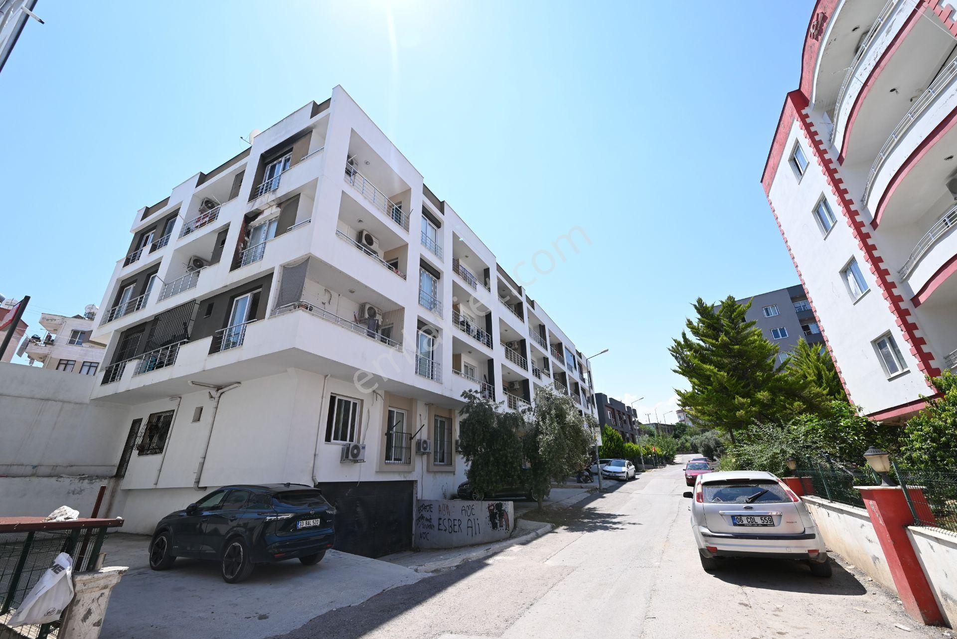 Üstünkent'ten Çiftlikköy'de Üniversite Yanı Eşyalı Kiralık 2+1