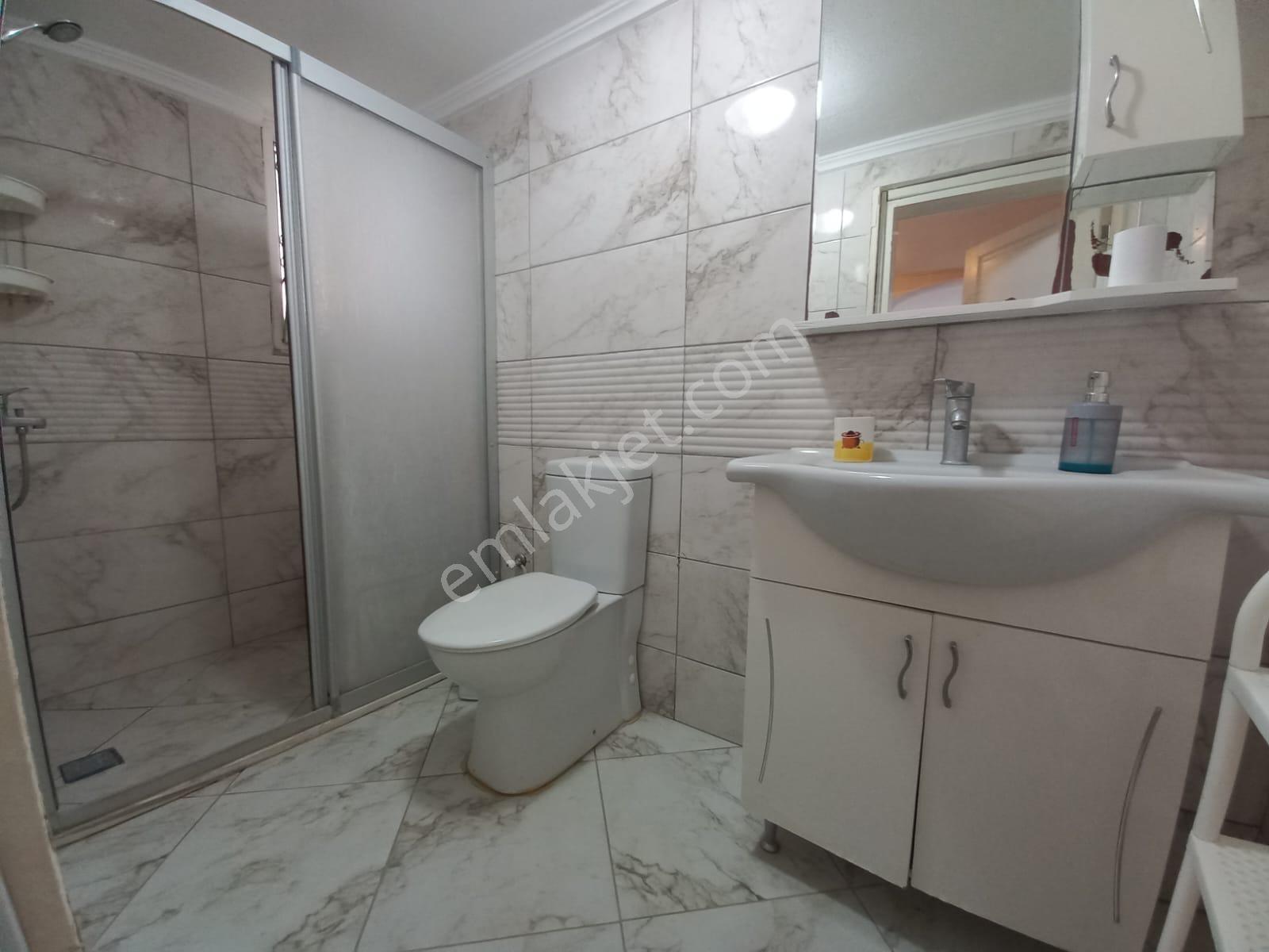 Kadıkalesinde Plajlı Sitede Eşyalı Yıllık Kiralık 1+1 Daire - Görsel 6