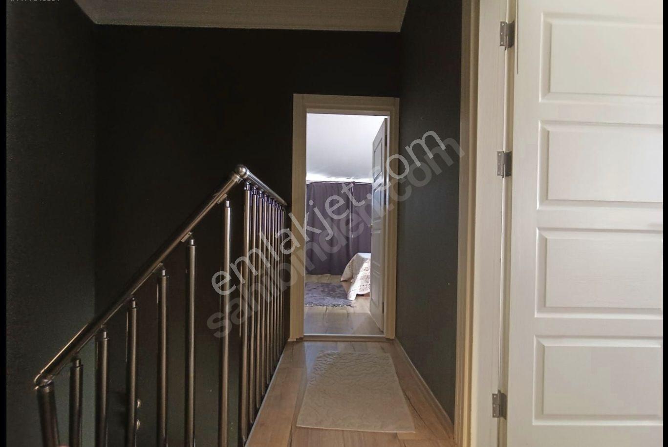 Fener'de Kiralık 2+1 Eşyalı Dubleks Daire - Görsel 18