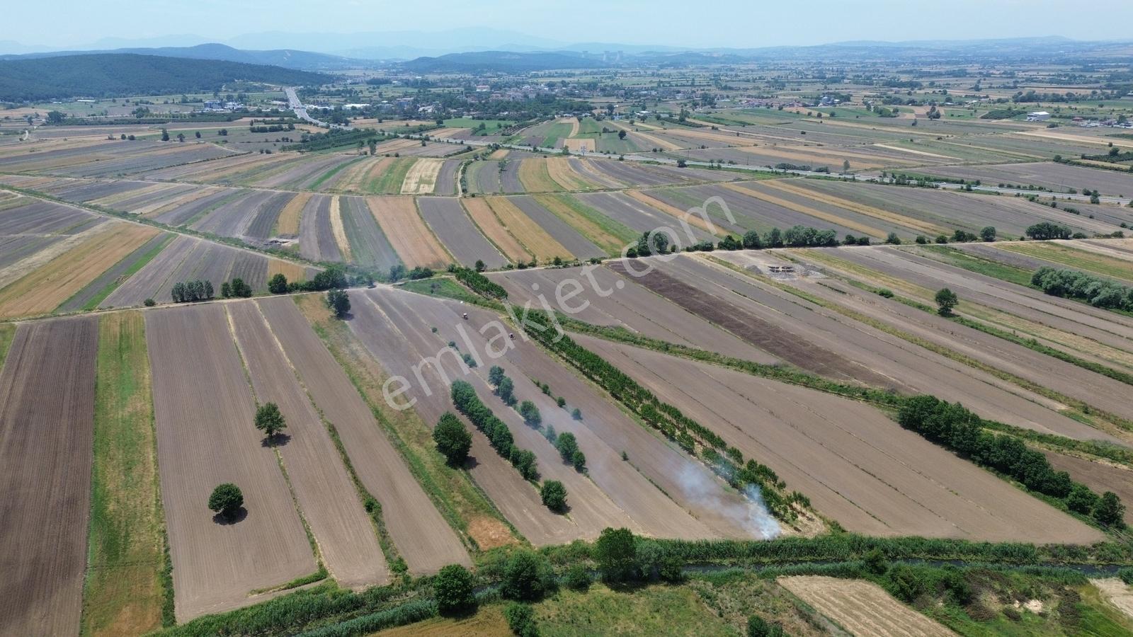 Söğütlü Mahallesinde Resmi Yolu Olan Yatırımın Merkezinde 5260m2 - Görsel 9