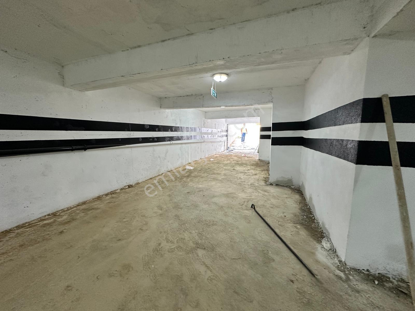 Sahrayıcedit'te Sıfır Geniş M2 Balkonlu,ebeveynli,kombili - Görsel 26