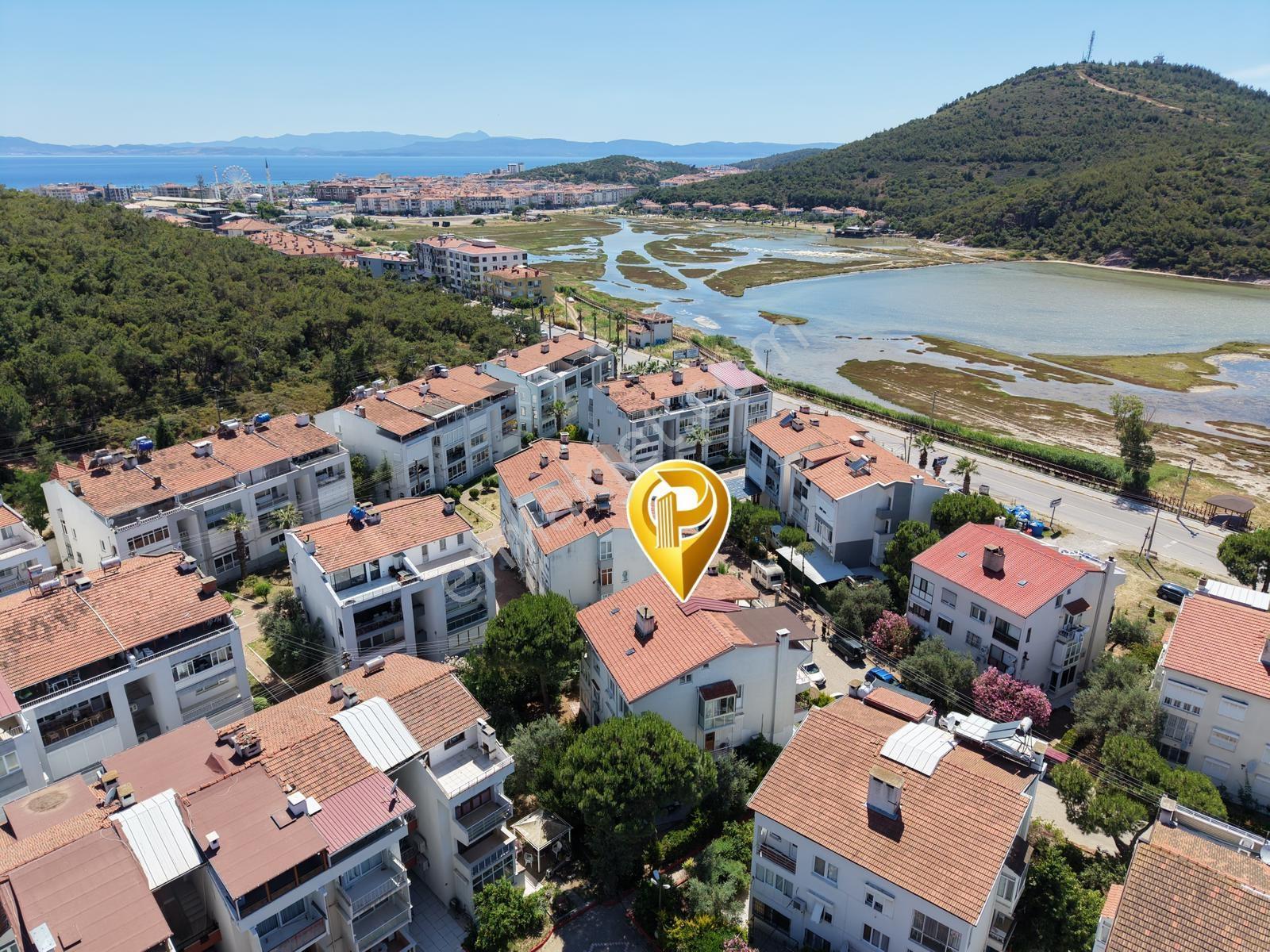 Ayvalık Sarımsaklıda Satılık 2+1 Komple Yenilenmiş Arakat Daire - Görsel 20