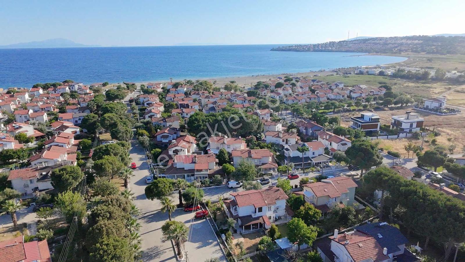 Seferihisarın En Gözde Sitesinde Denize Yürüme Mesafesinde - Görsel 6