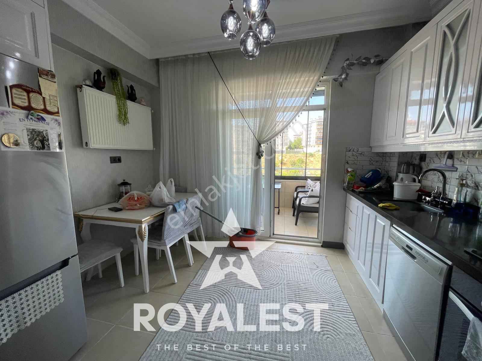 Royalestten Ebeveyn Banyolu Çift Balkon Önü Açık İçi Full Yapılı - Görsel 5