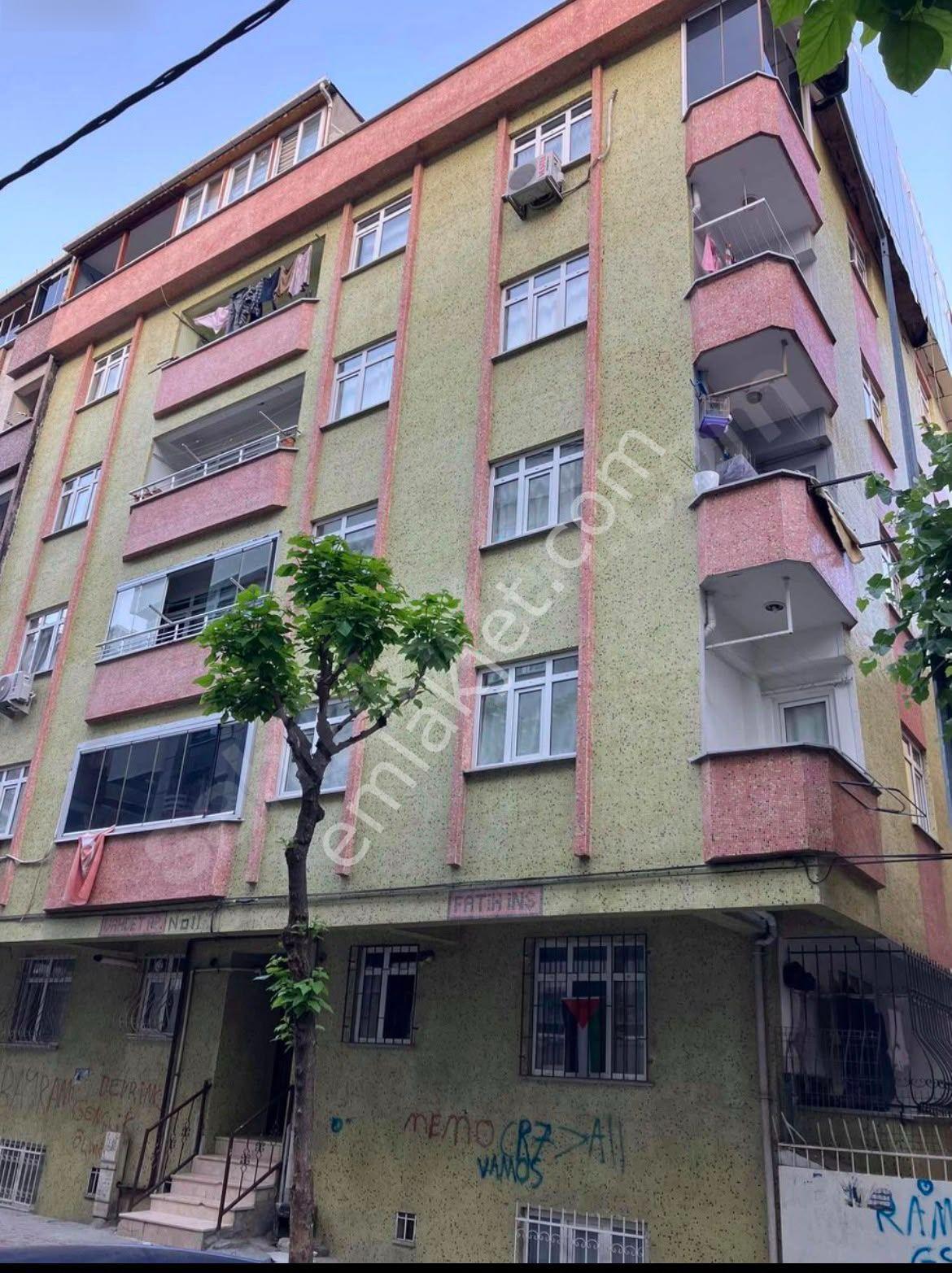 Bahcelievler Kocasinanda Tadilatlı 2 Ye Ayrılmış Satılık Dublex - Görsel 13