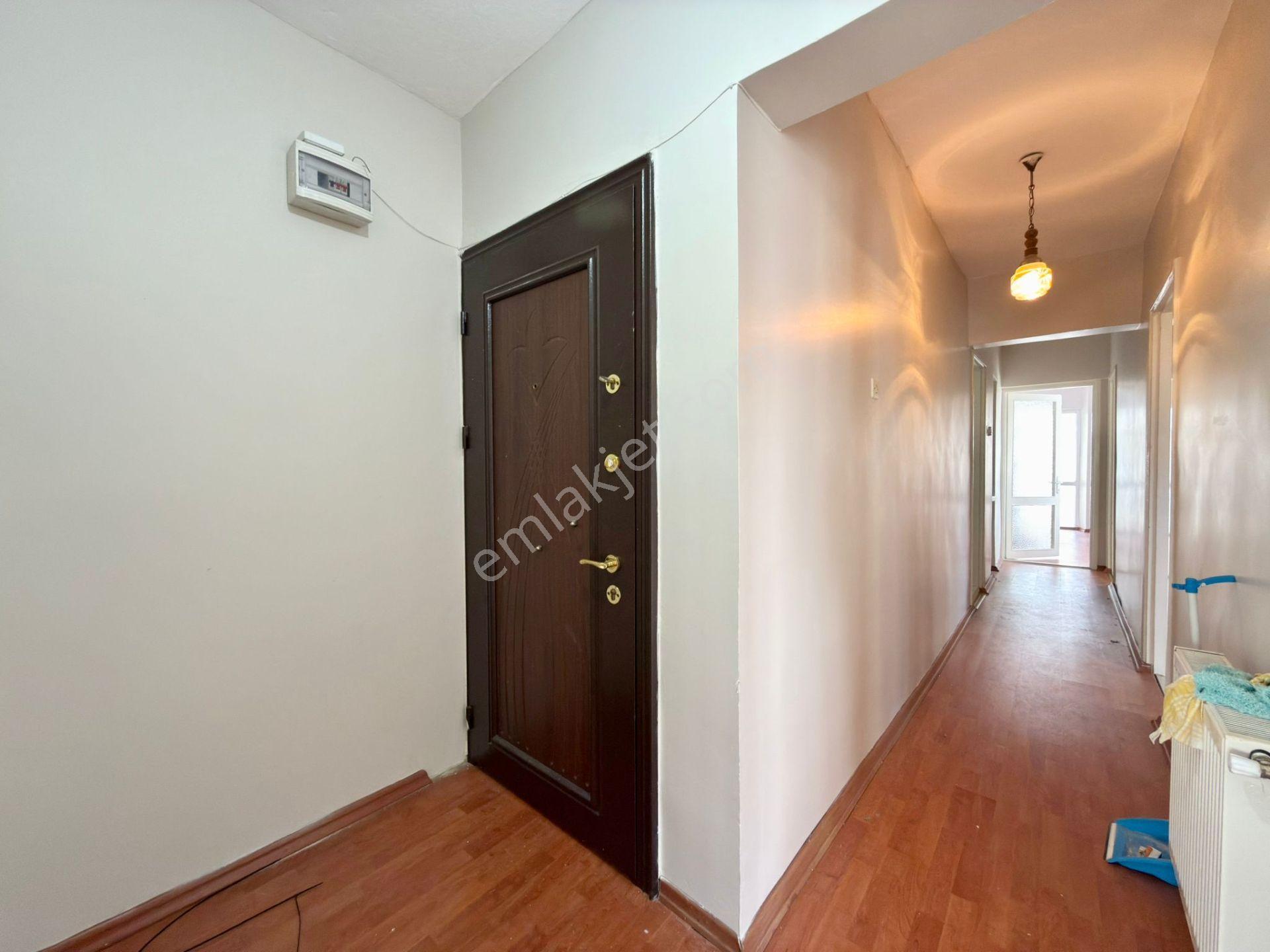 Yükselden Akçay Merkezde Arakat Ön Cephe Denize 250mtr 3+1 Daire - Görsel 31