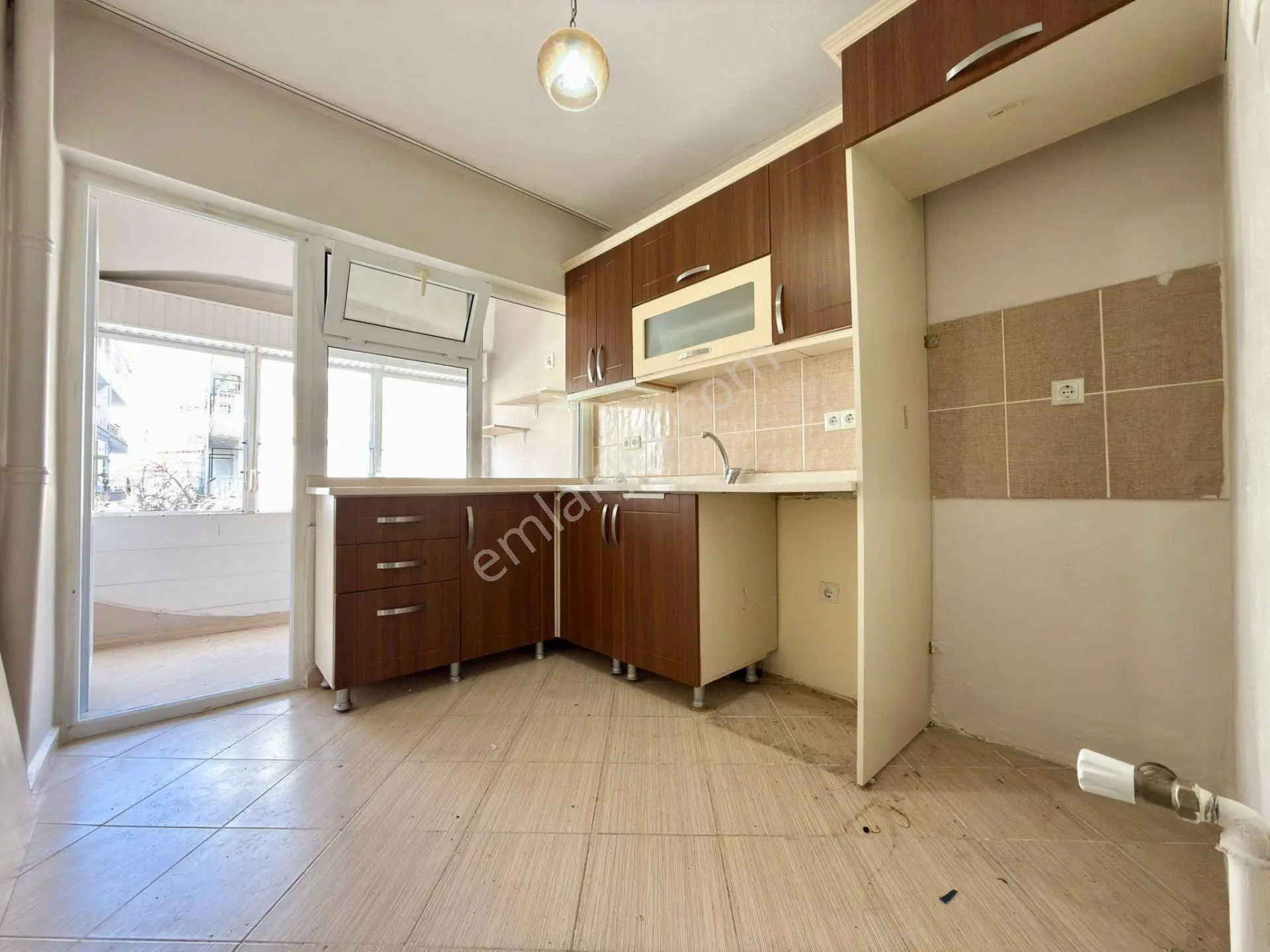 Yükselden Akçay Merkezde Arakat Ön Cephe Denize 250mtr 3+1 Daire - Görsel 5