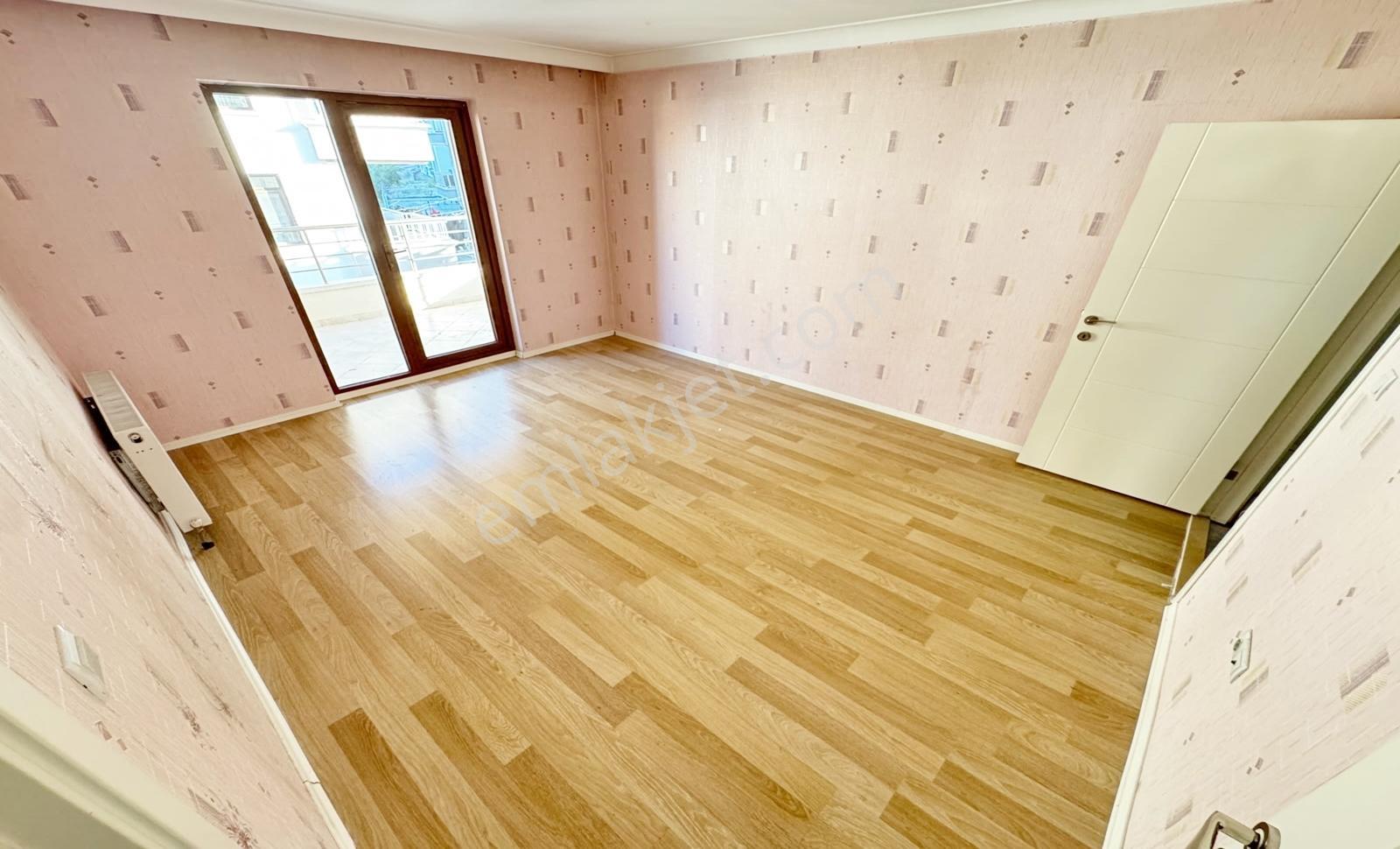 Kuşcağız'da Ara Kat Ön Cephe 140 M² Ebeveyn Banyolu 3+1 Daire - Görsel 22