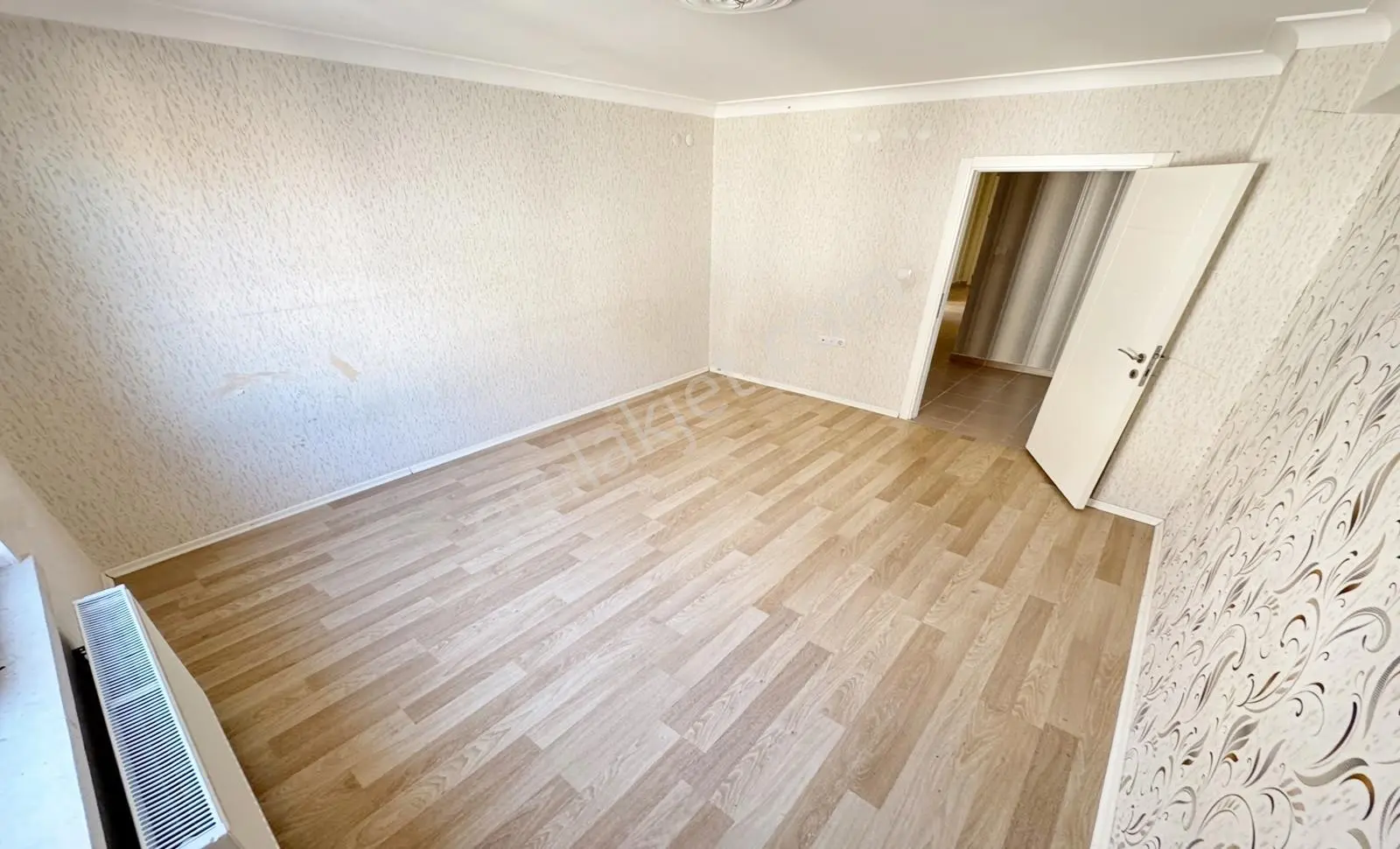 Kuşcağız'da Ara Kat Ön Cephe 140 M² Ebeveyn Banyolu 3+1 Daire - Görsel 33