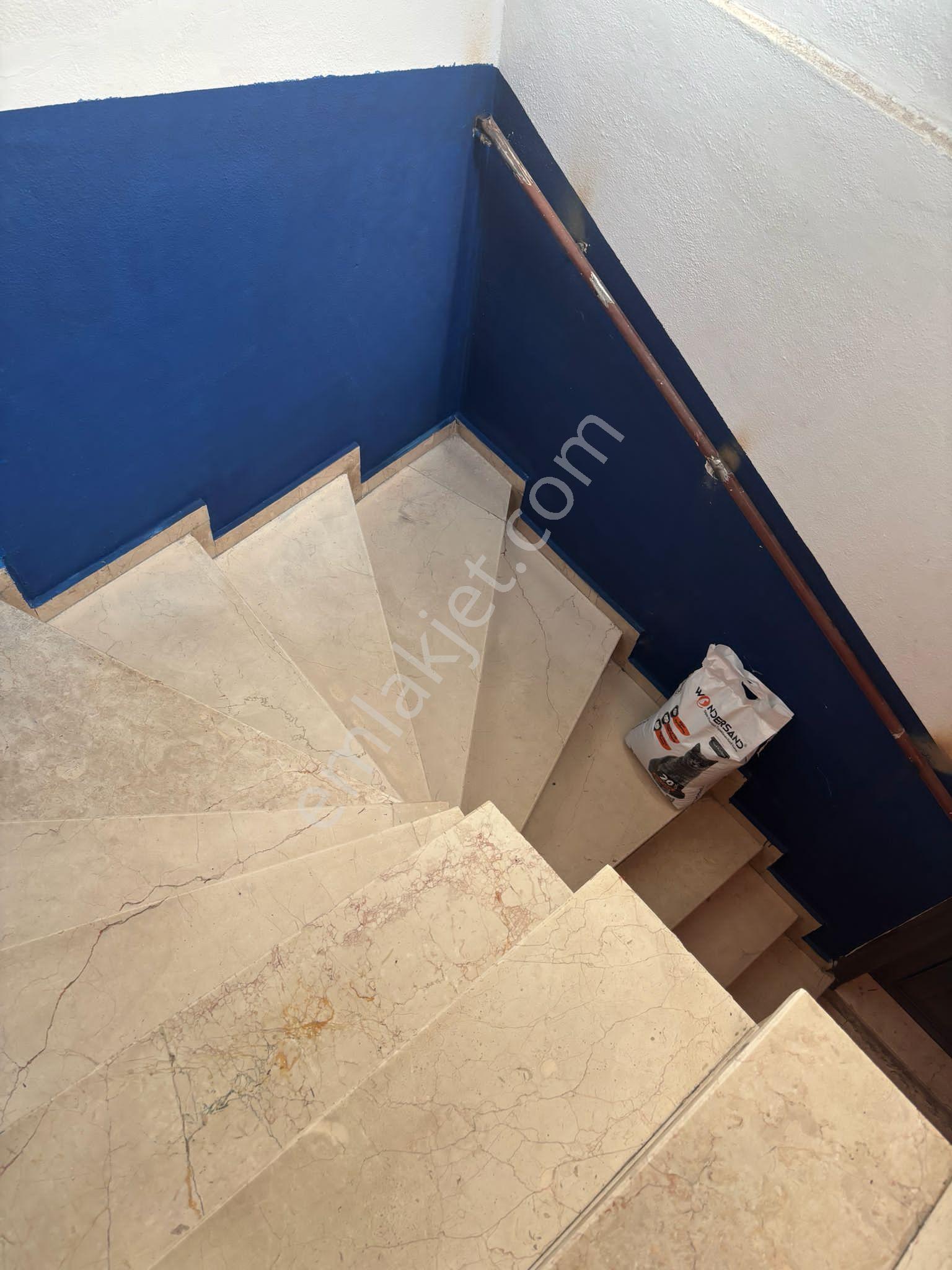 Teferrüç'te Yüksek Kira Getirili Satılık 6 Katlı Apartman! - Görsel 12