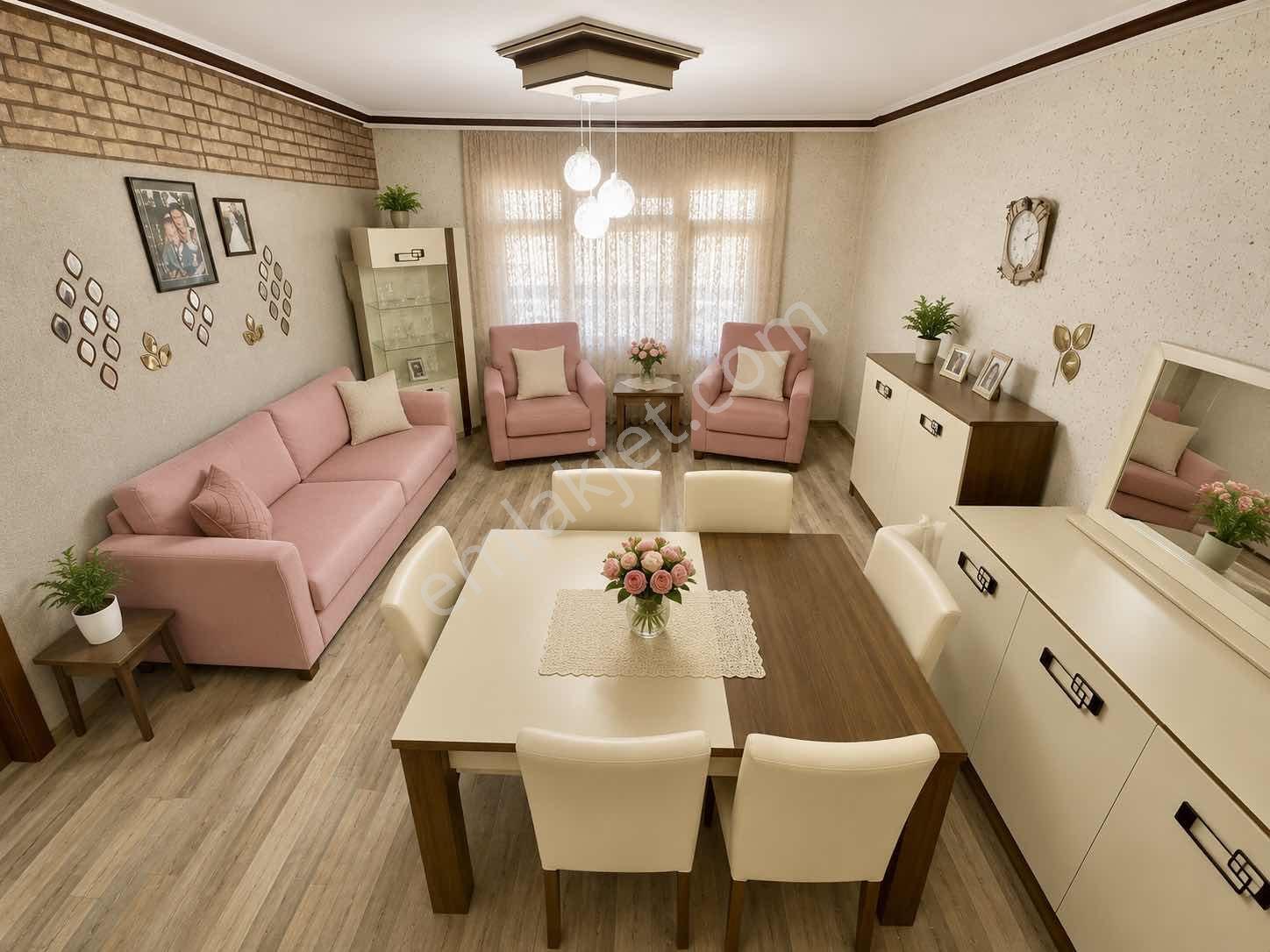 Ulukan'dn Gop Mah'de Cadde Üzerinde Ego Durağı Önünde 3+1 Daire - Görsel 5