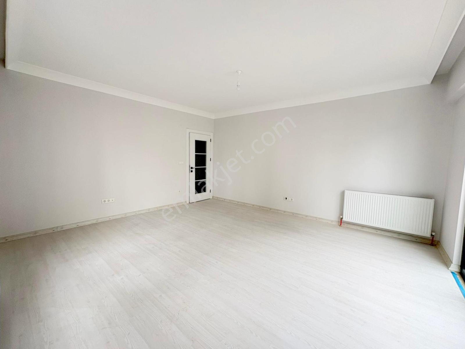 Mertcan'dan Yayalar Mah. Site İçi Ara Kat Balkonlu 3+1 Daire - Görsel 4
